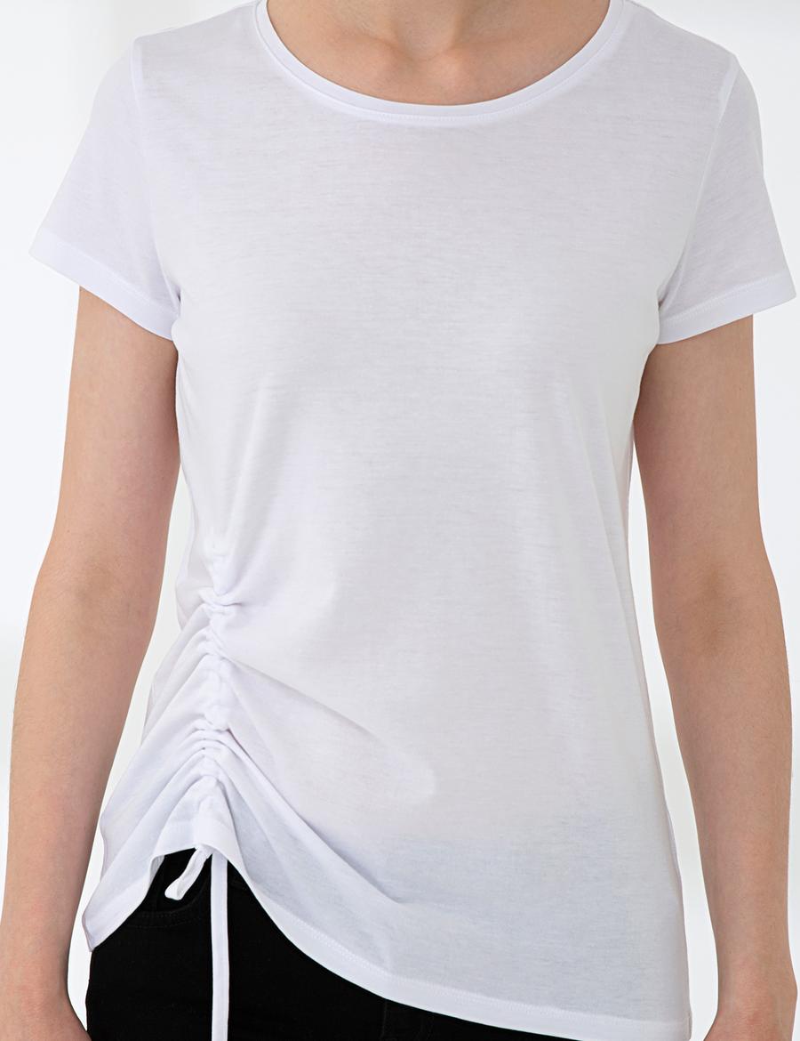 Beyaz Standart Fit Bisiklet Yaka T-Shirt