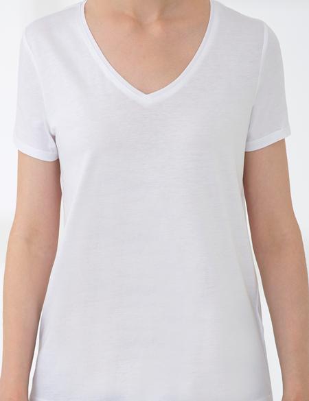 Beyaz Regular Fit V Yaka Tişört - 50202619003