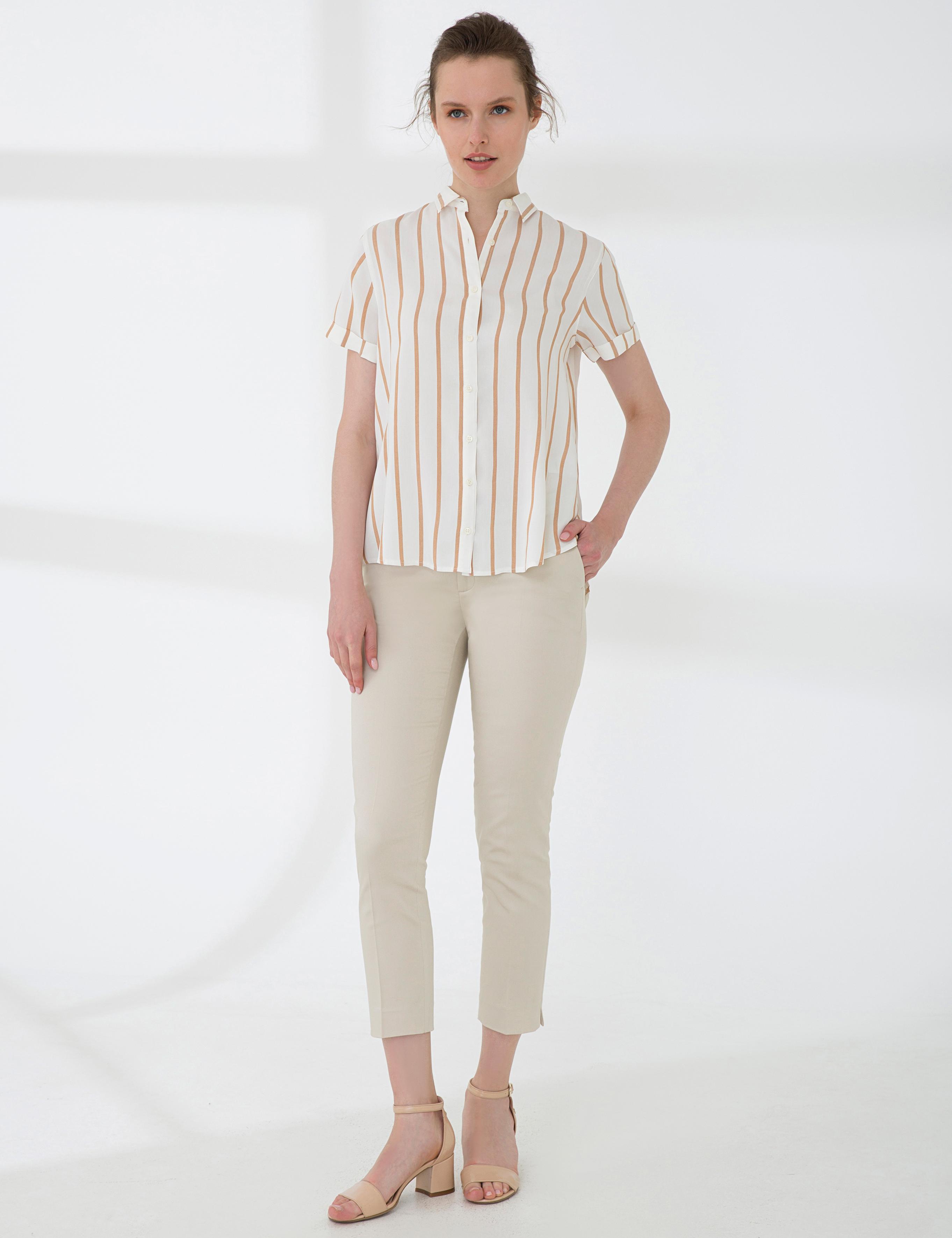 Ekru Comfort Fit Kısa Kollu Gömlek