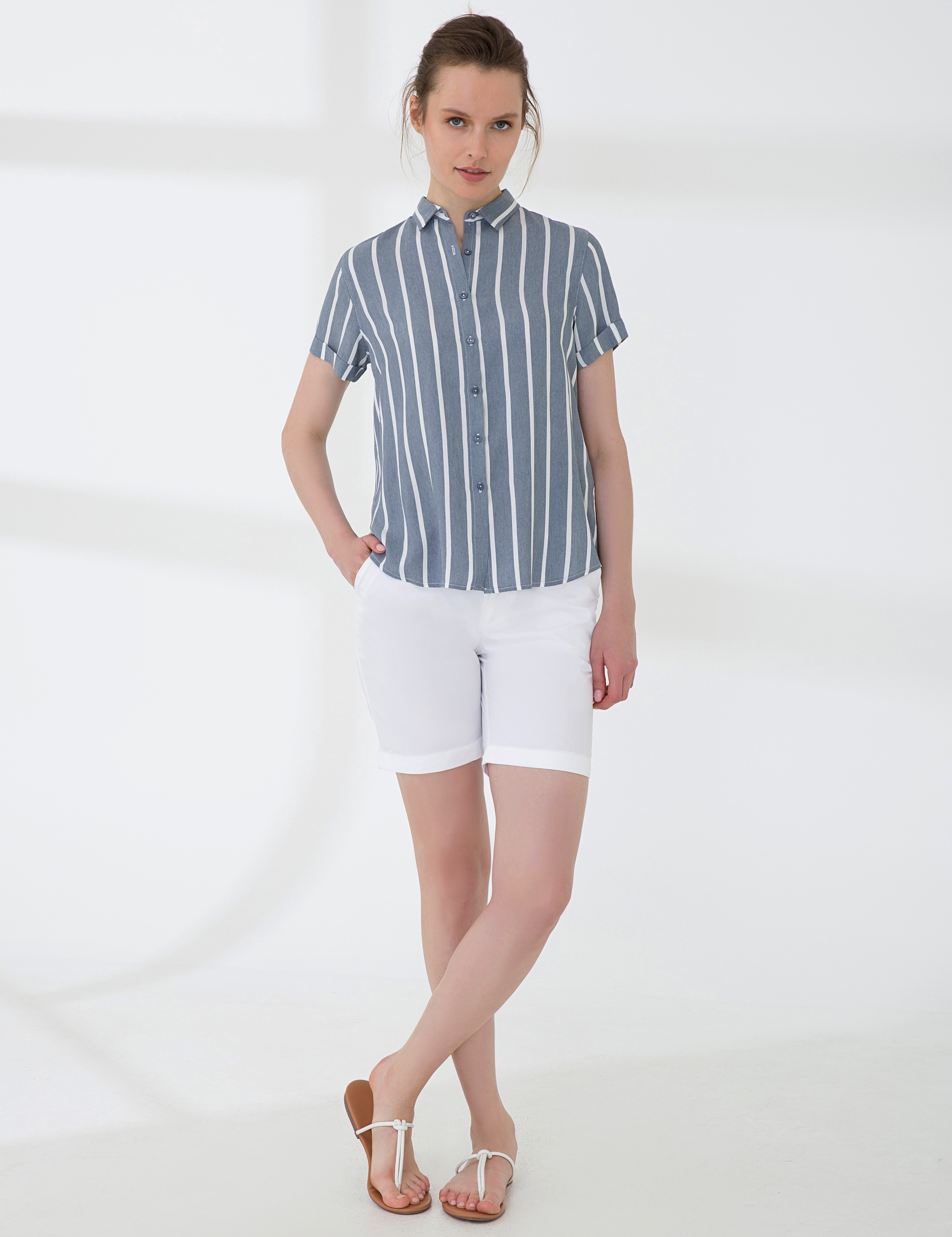 Lacivert Comfort Fit Kısa Kollu Gömlek - Image 5