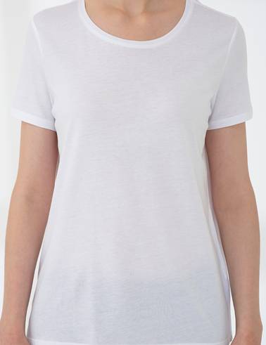 Beyaz Standart Fit V Yaka T-Shirt