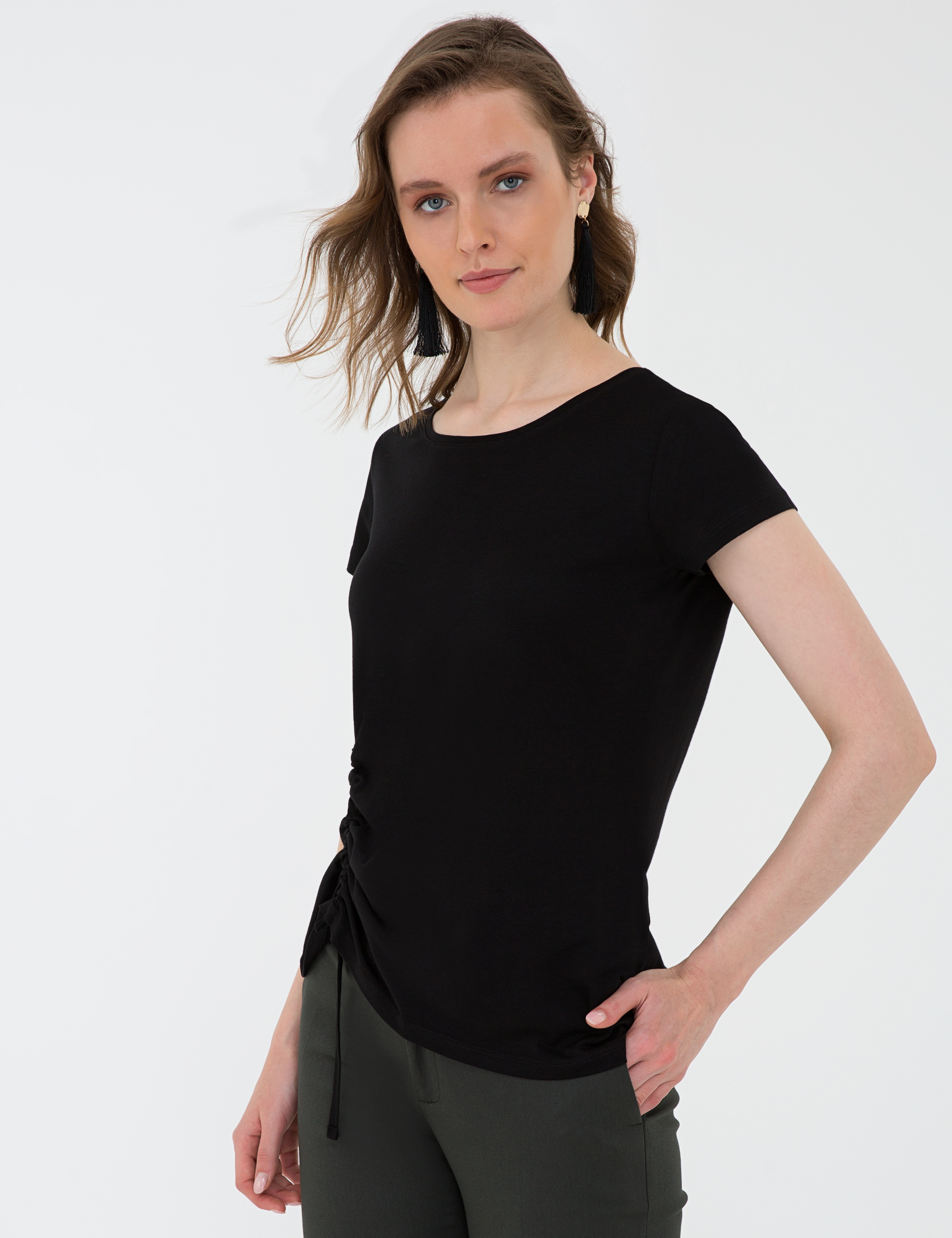 Siyah Standart Fit Bisiklet Yaka T-Shirt