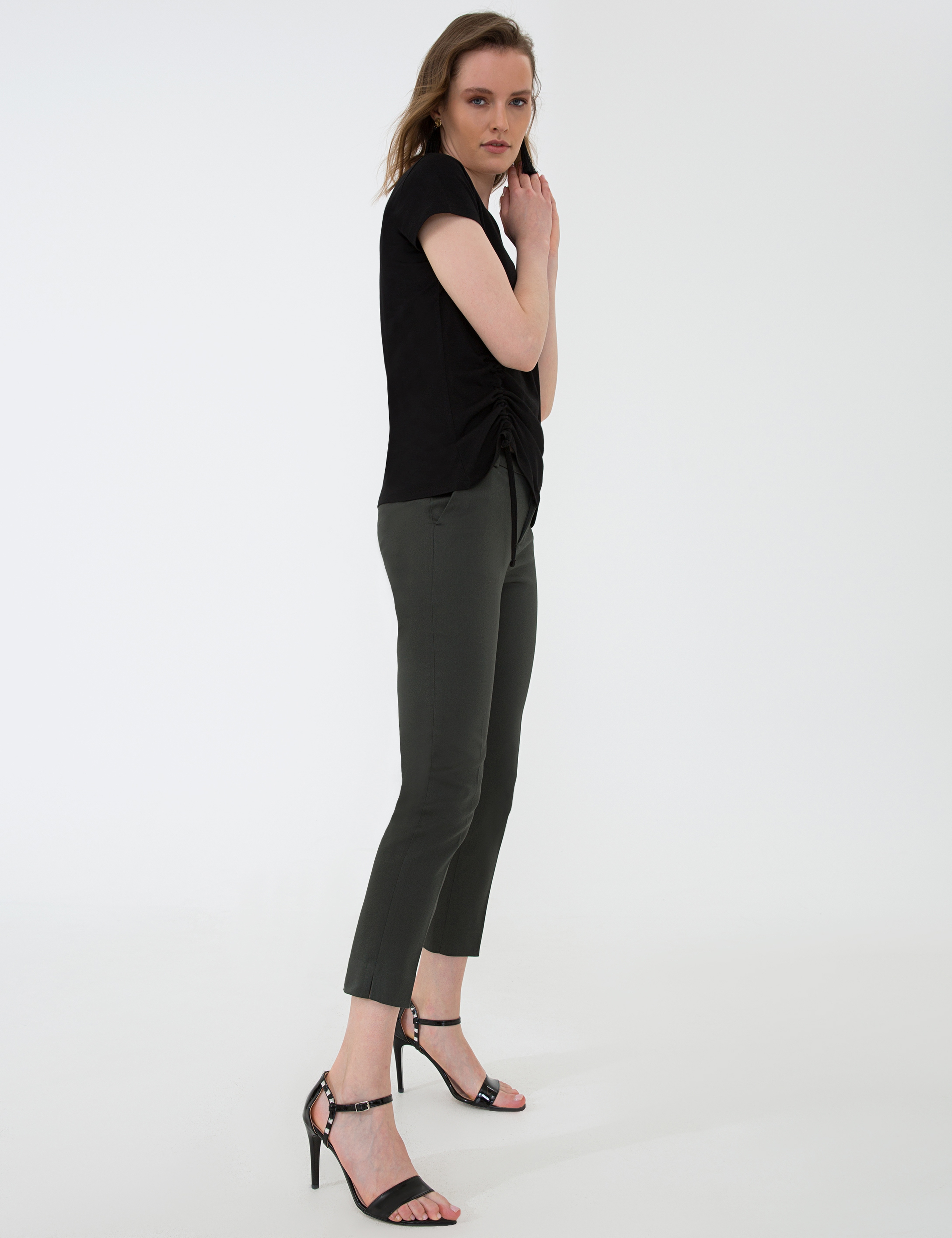 Siyah Standart Fit Bisiklet Yaka T-Shirt