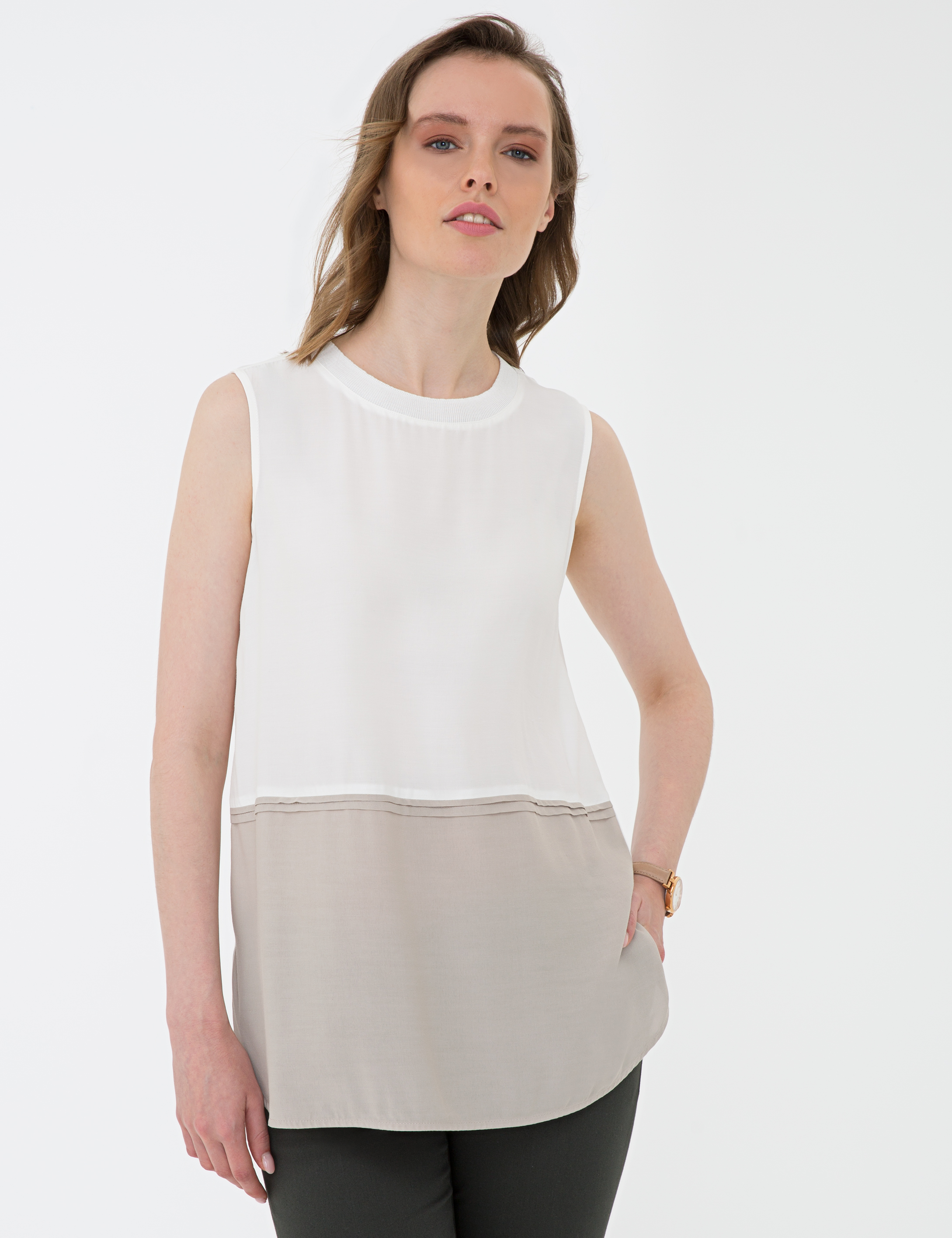 Ekru Regular Fit Kolsuz Bluz - Image 1