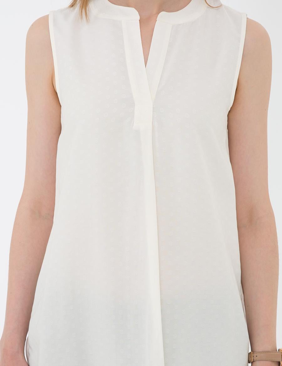 Ekru Slim Fit Kolsuz Gömlek