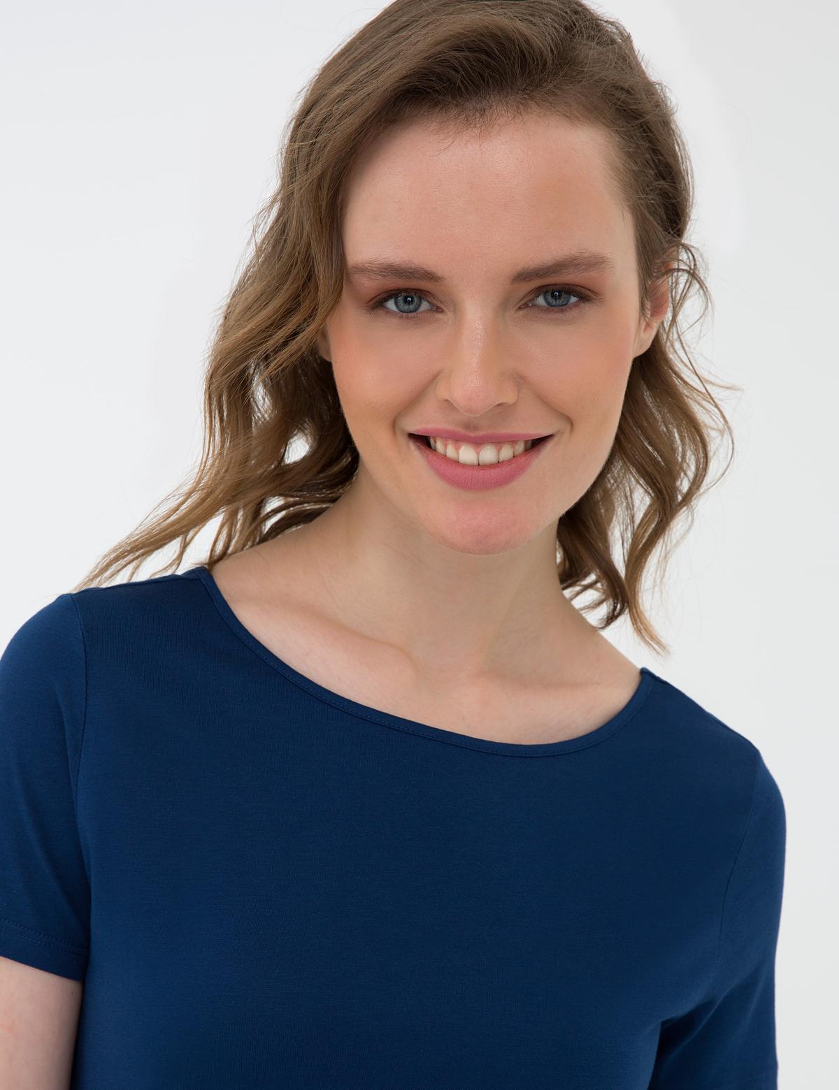 Lacivert Standart Fit Bisiklet Yaka Tişört - 50200740041