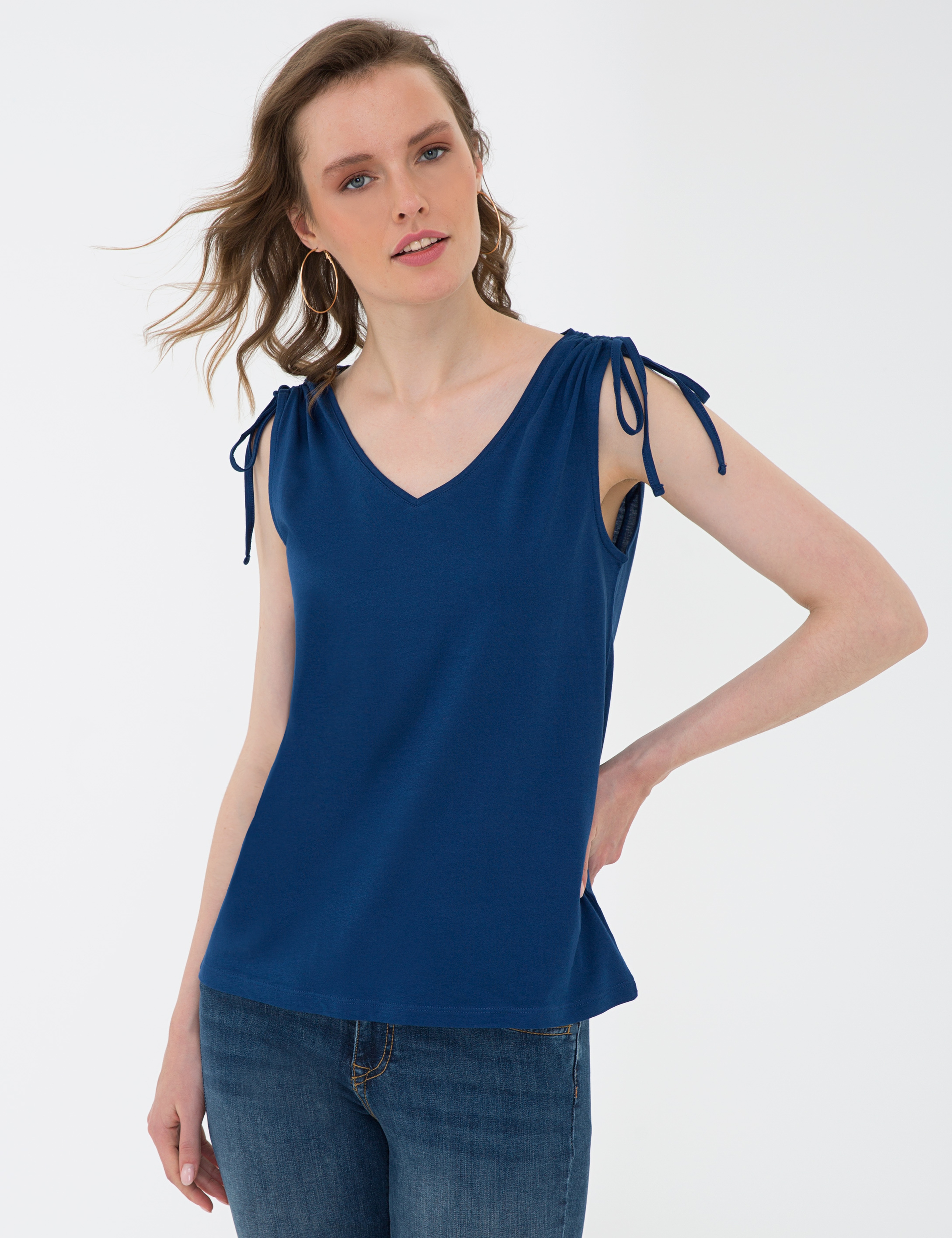 Lacivert Standart Fit Kolsuz Bluz