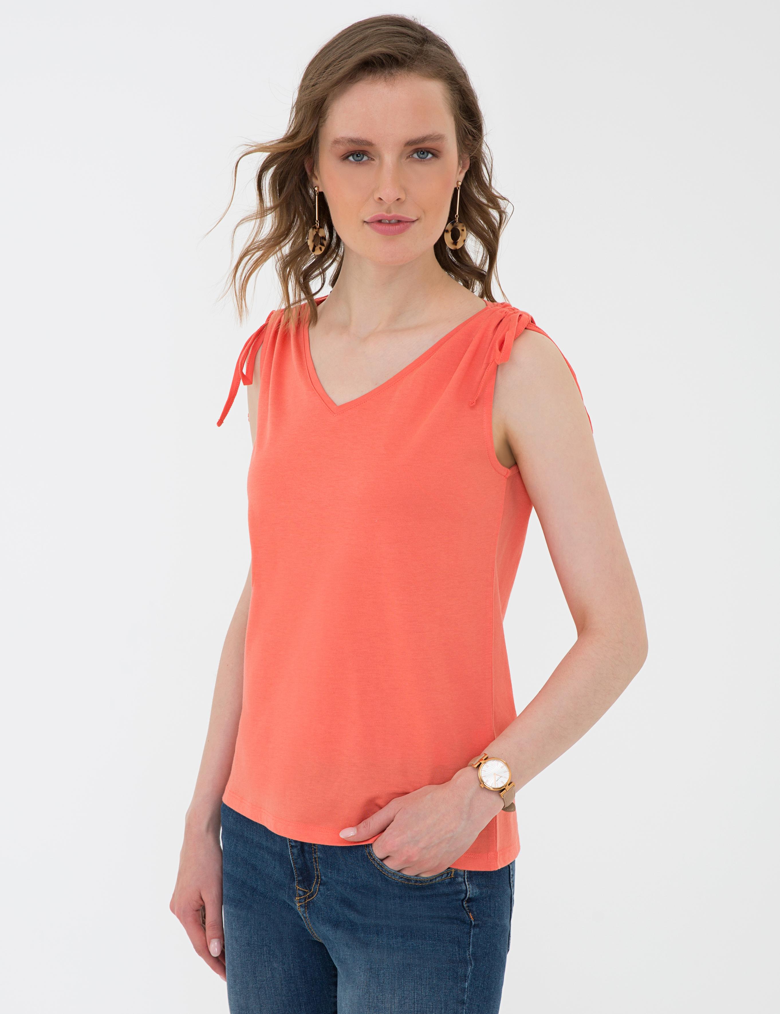 Nar Çiçeği Kolsuz Tişört