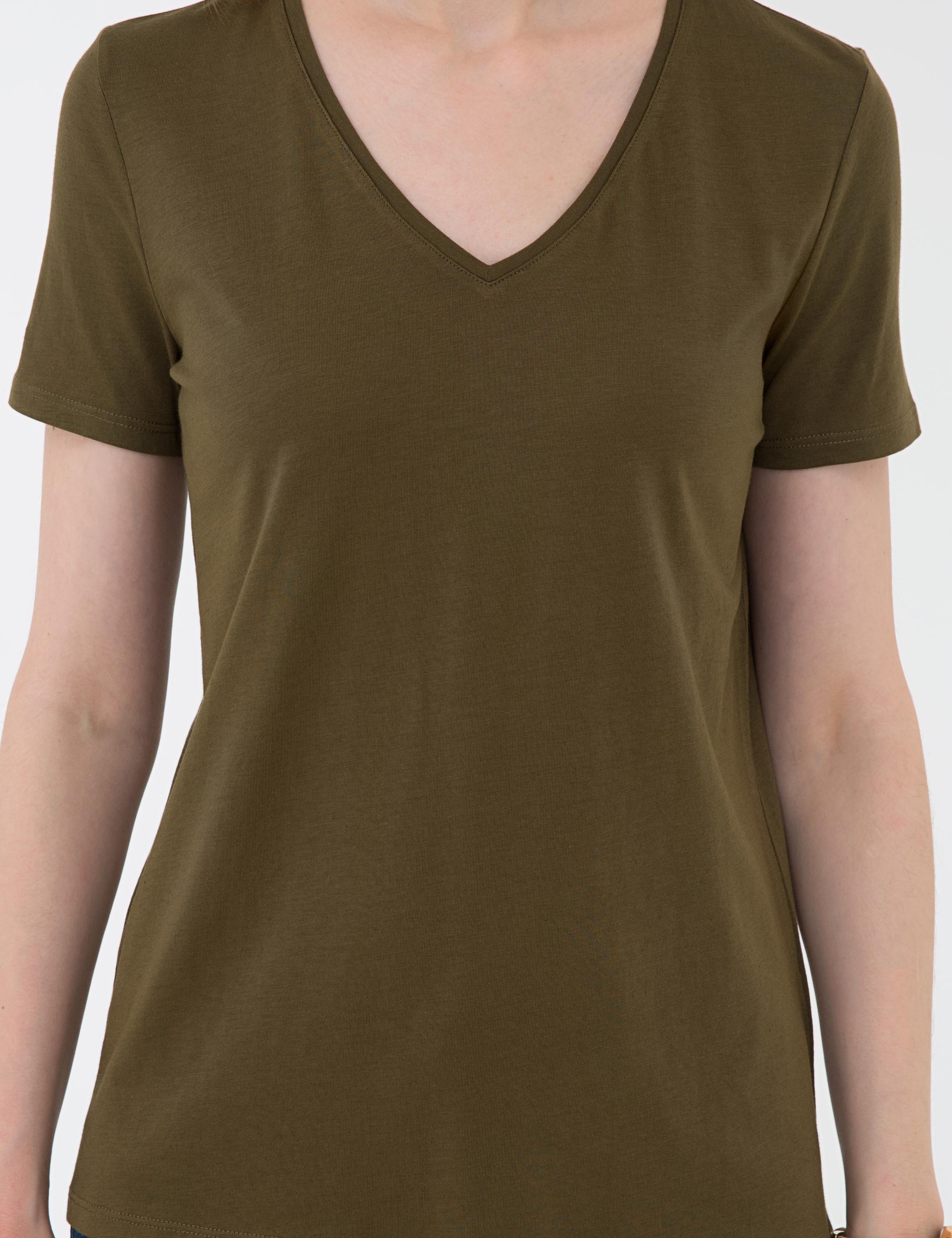 Haki Regular Fit V Yaka Tişört