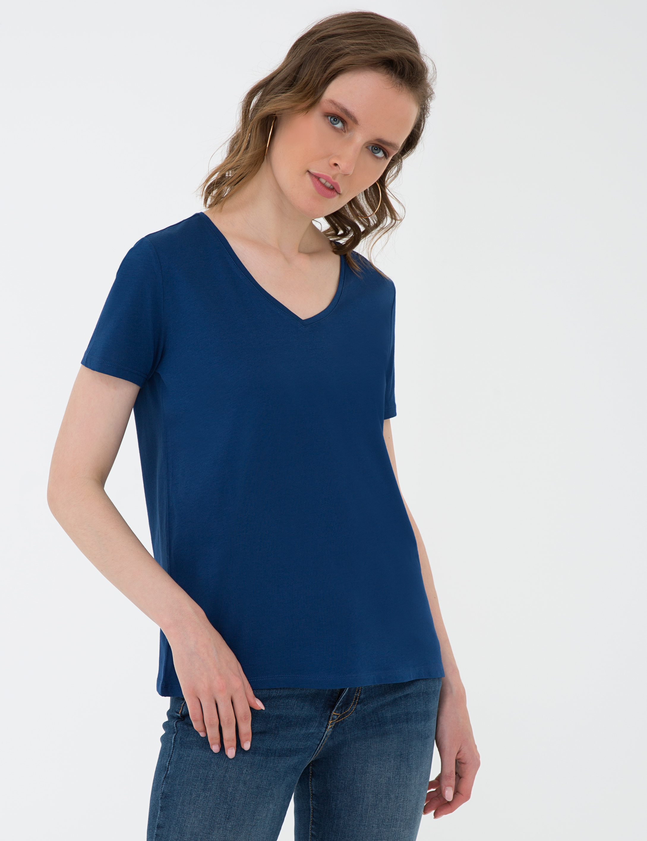 Lacivert Regular Fit V Yaka Tişört