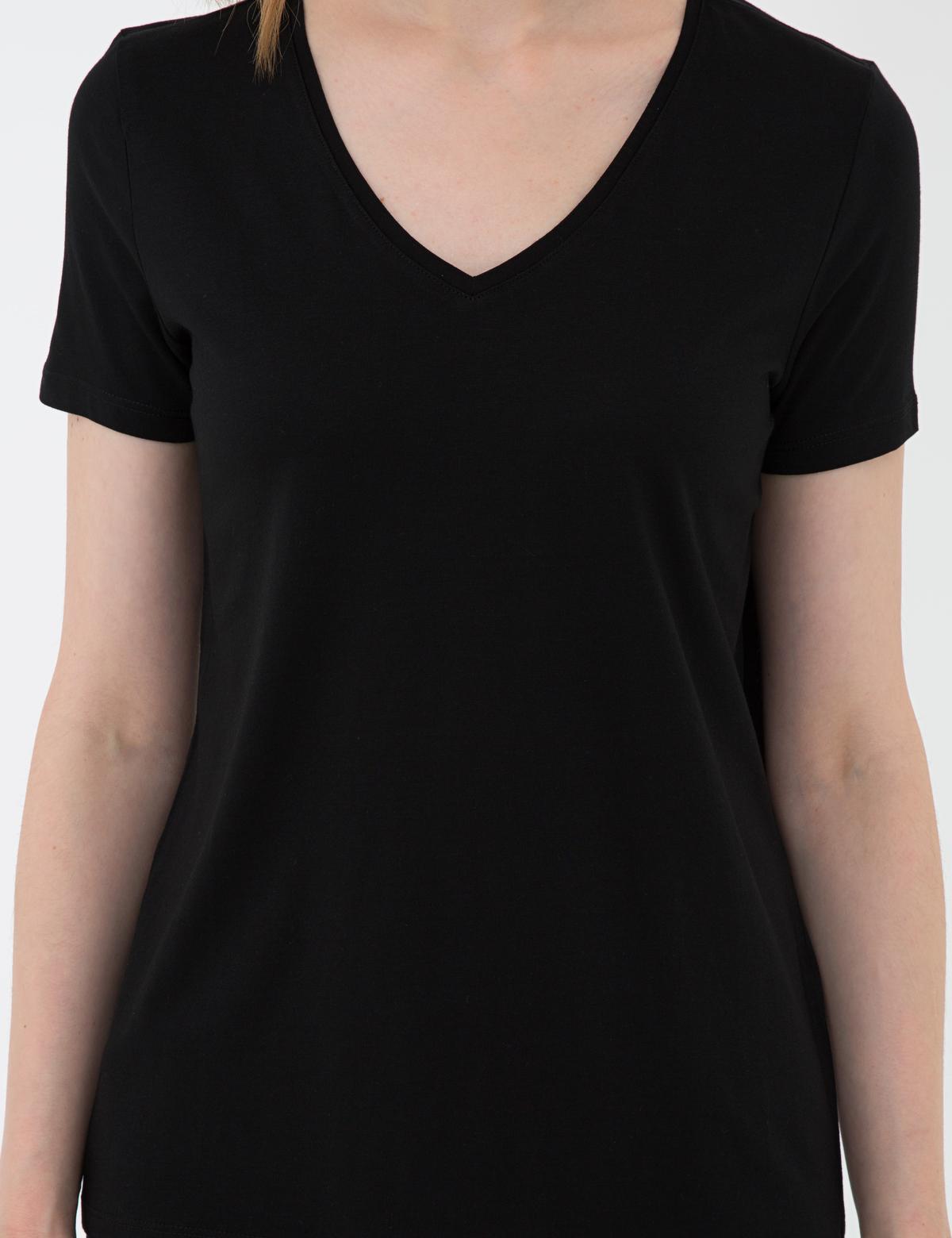 Siyah Regular Fit V Yaka Tişört - 50202619047