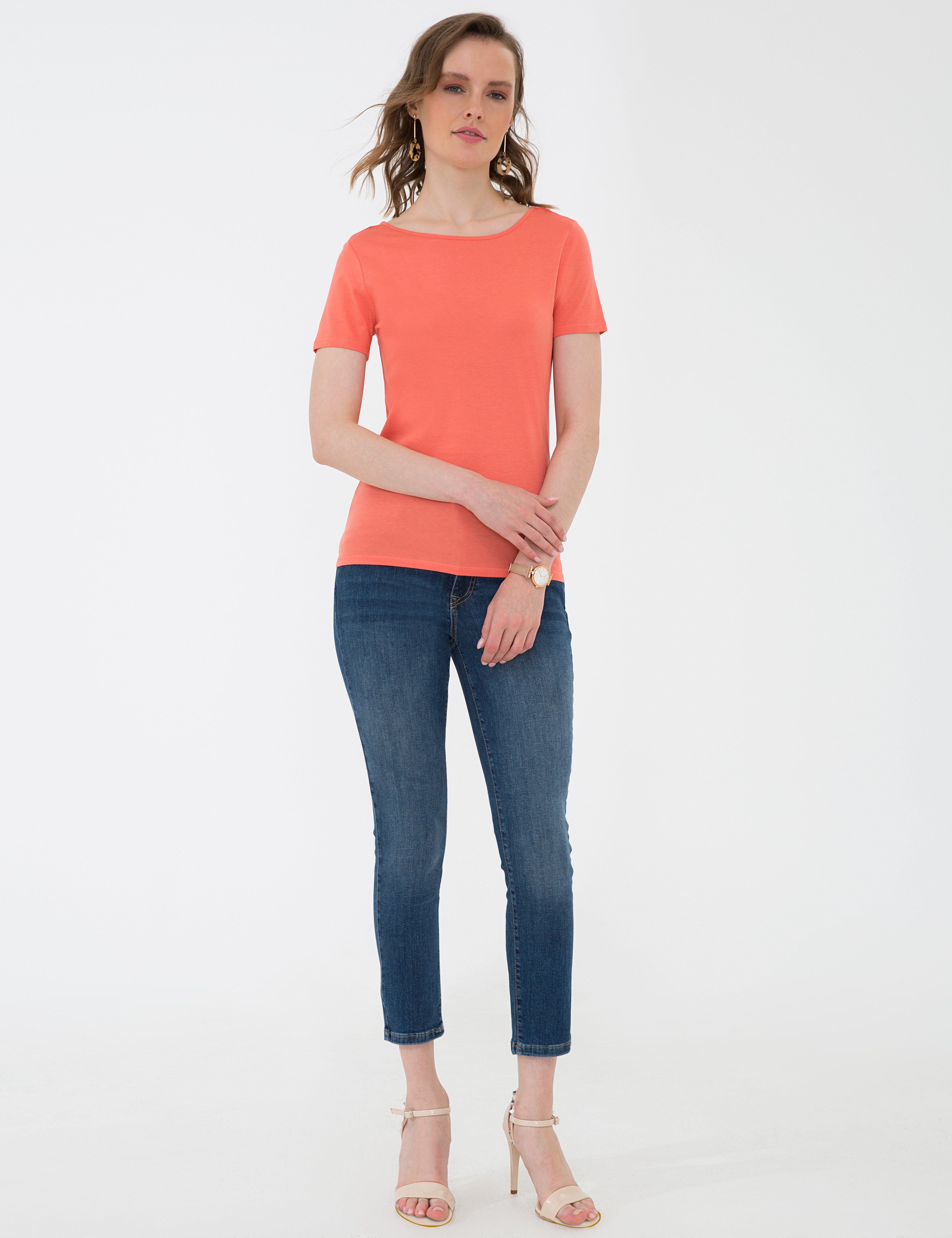 Nar Çiçeği Standart Fit Bisiklet Yaka T-Shirt