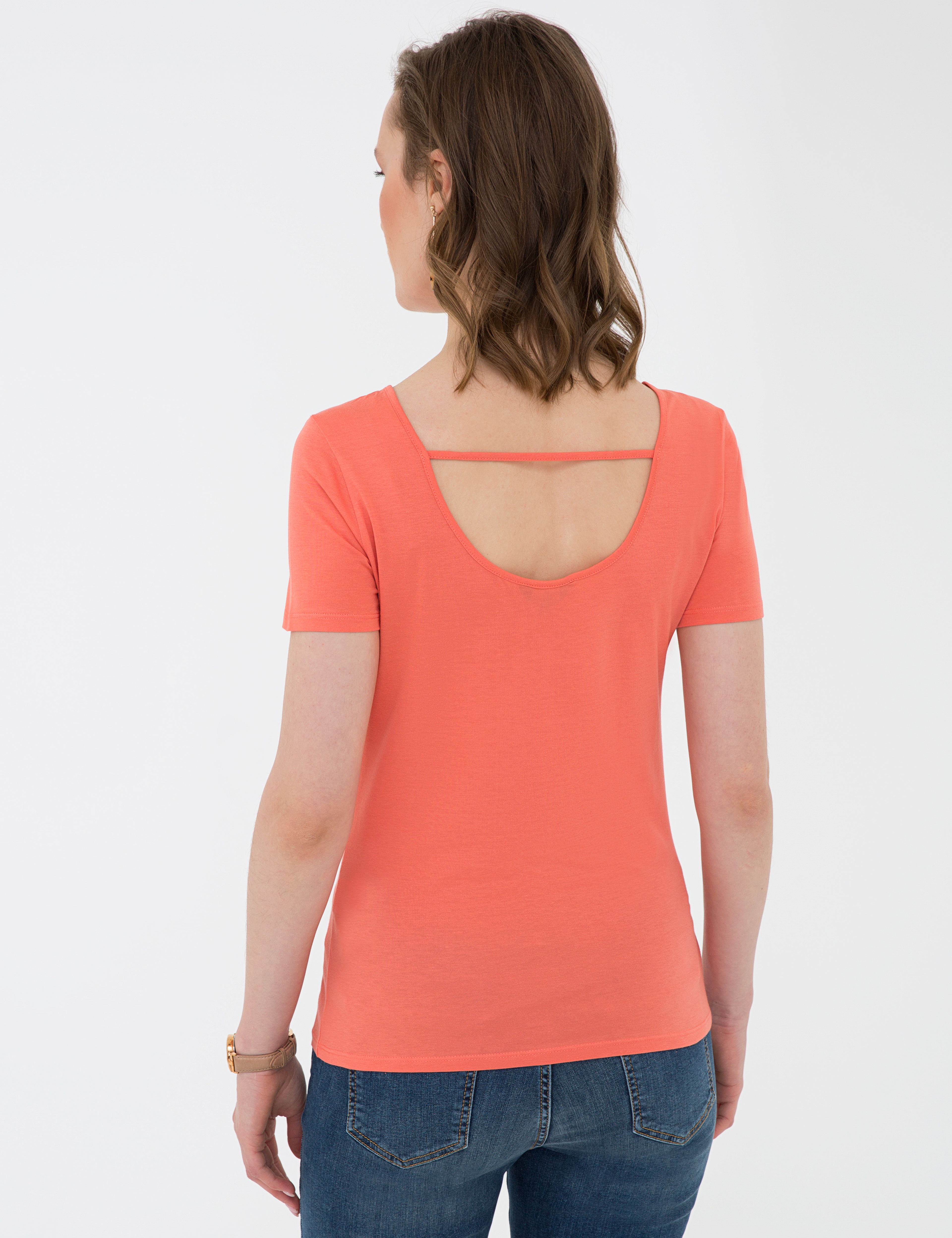 Nar Çiçeği Standart Fit Bisiklet Yaka T-Shirt