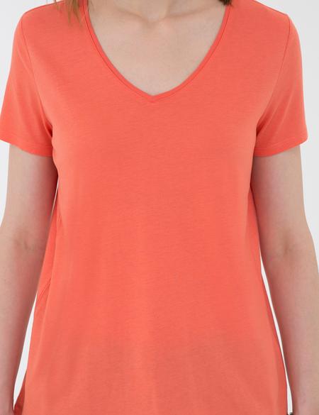 Nar Çiçeği Regular Fit V Yaka Tişört - 50202619081