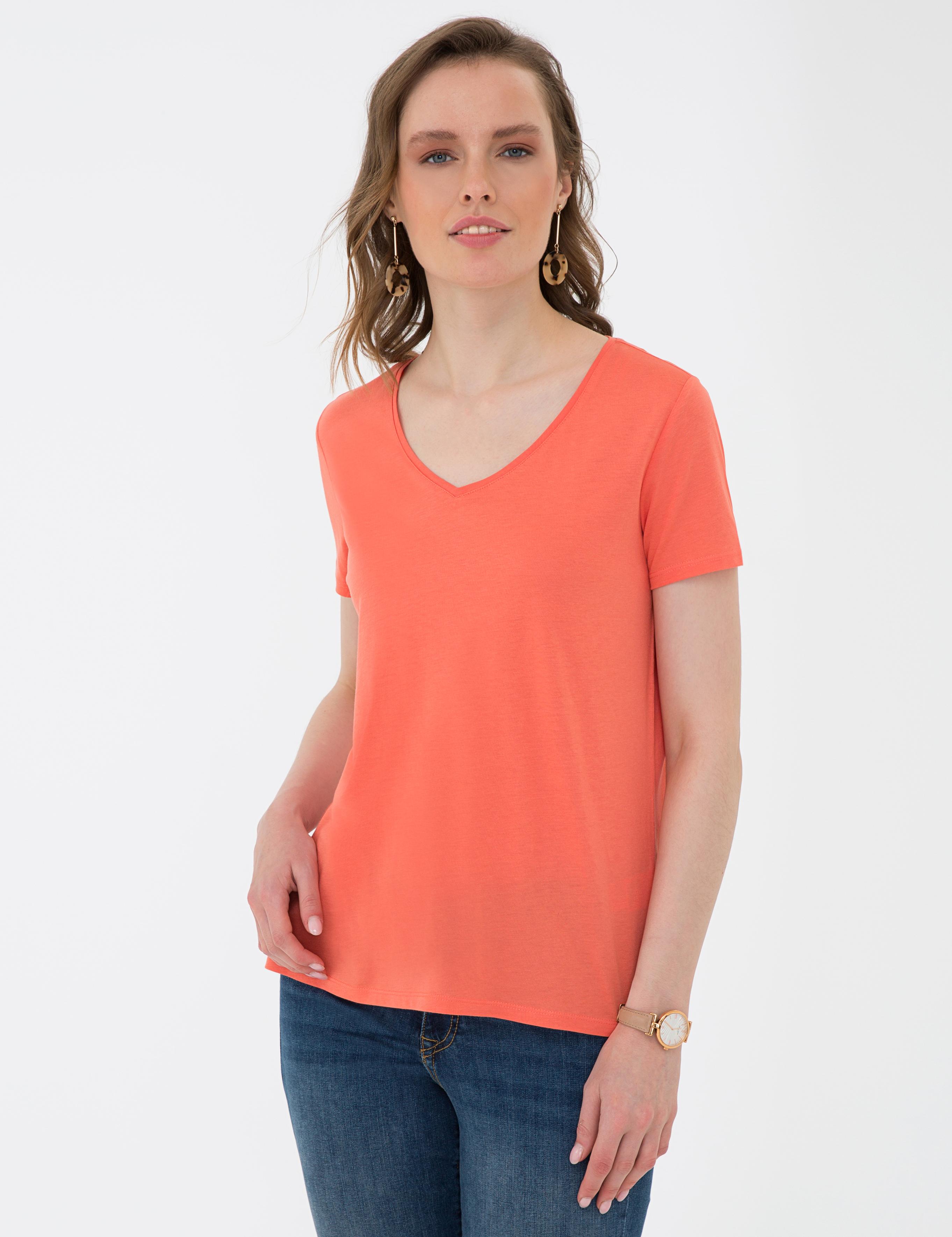 Nar Çiçeği Regular Fit V Yaka Tişört