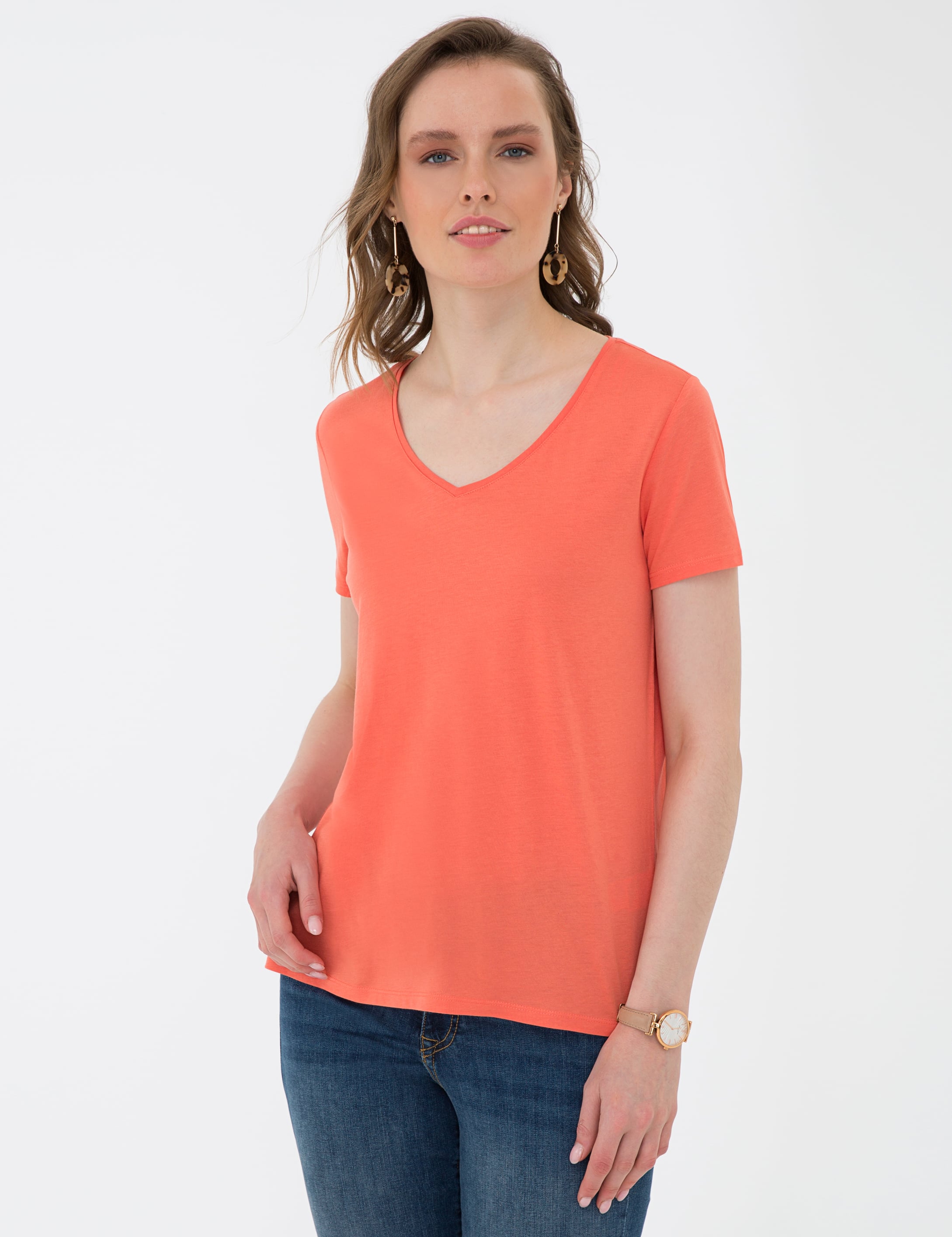 Nar Çiçeği Regular Fit V Yaka Tişört - Image 1