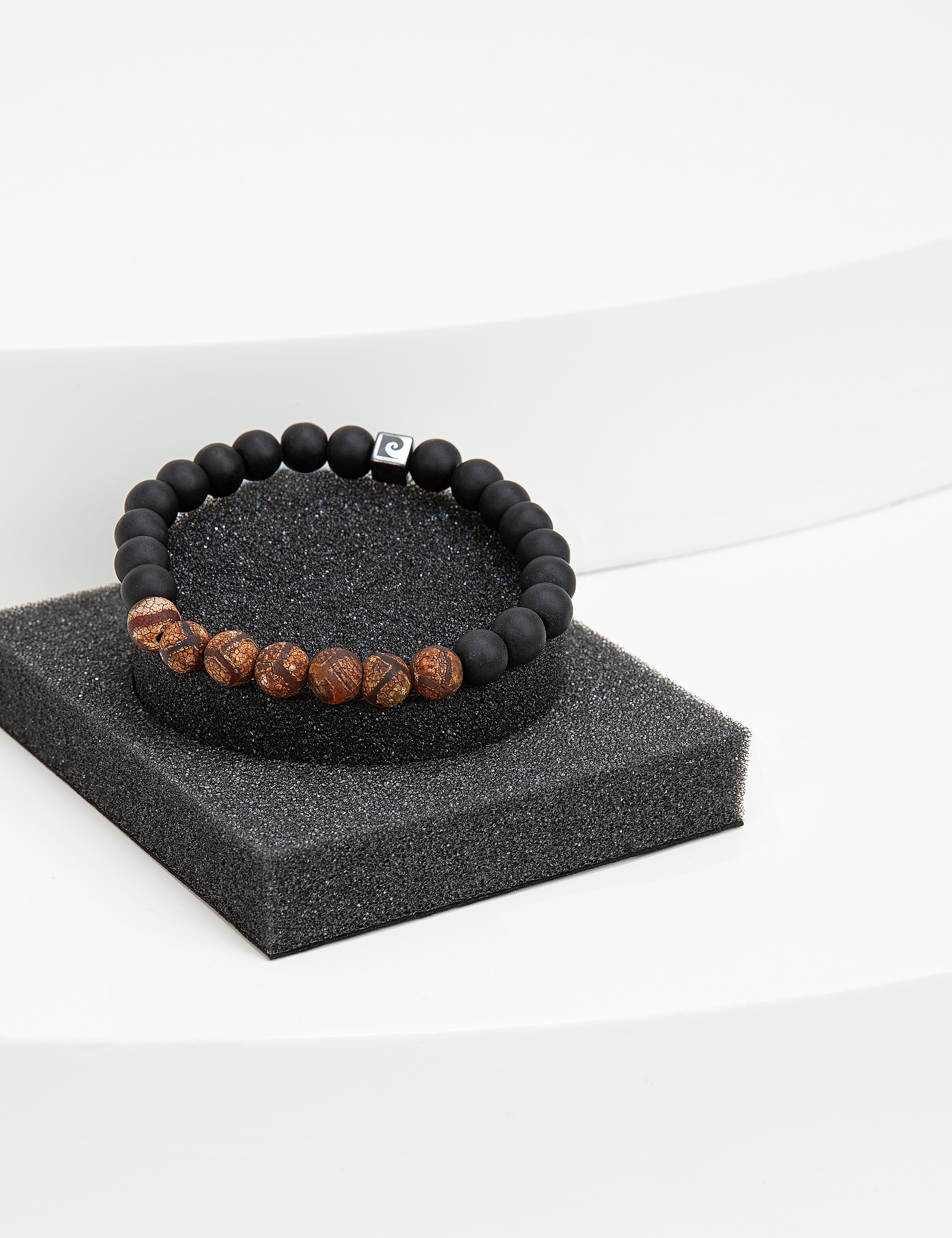Siyah Bileklik - Image 1