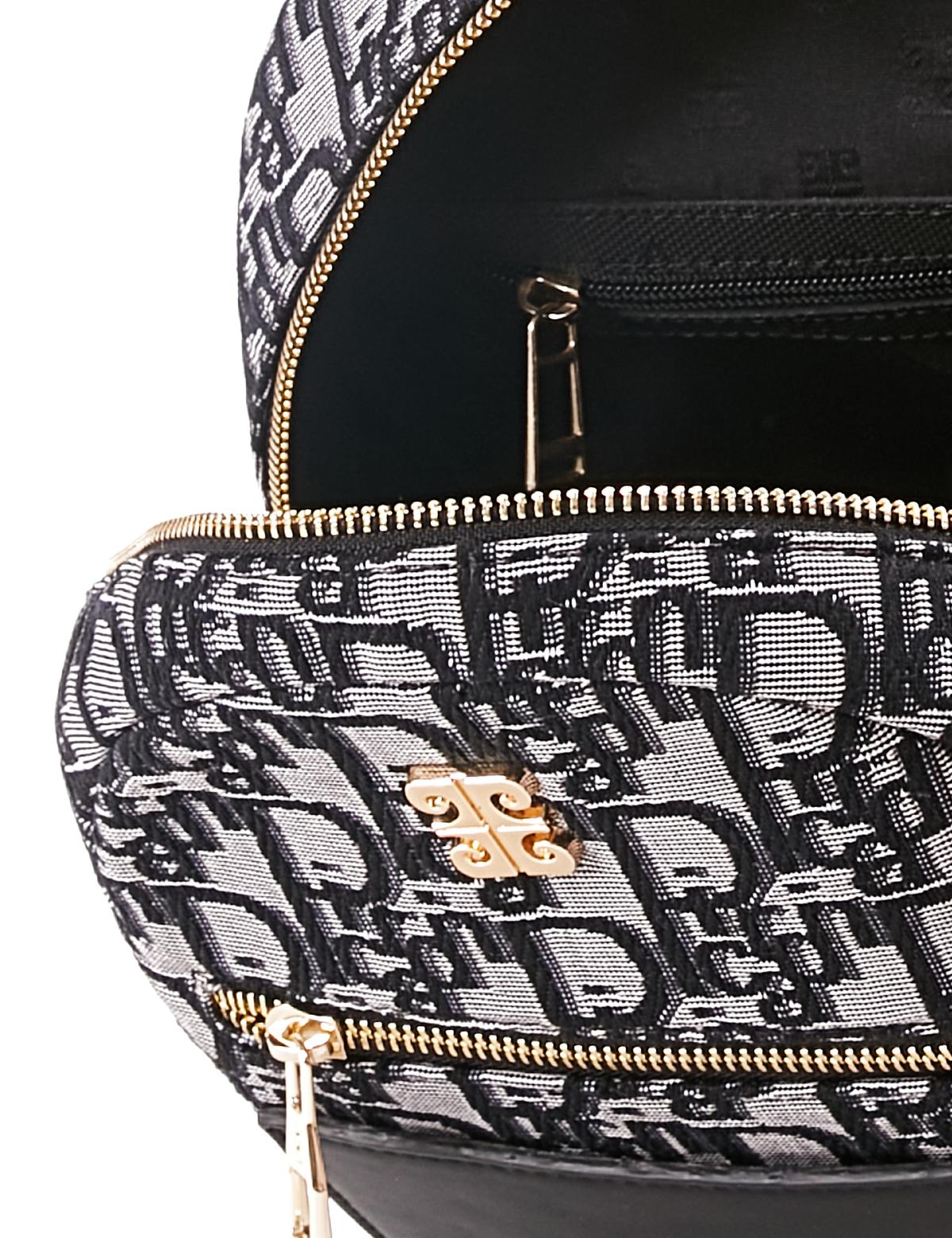 Siyah Sırt Çantası - 50245140001