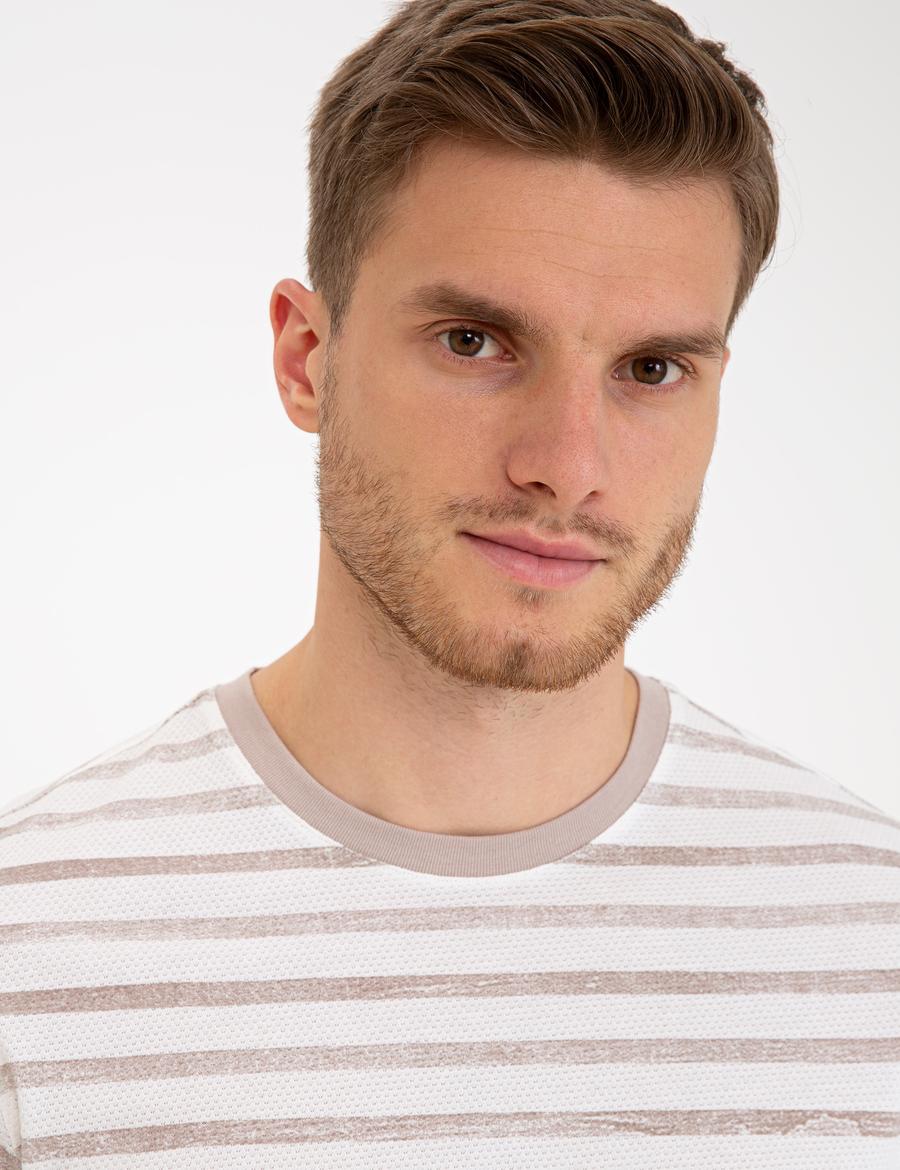 Beyaz Slim Fit Bisiklet Yaka T-Shirt