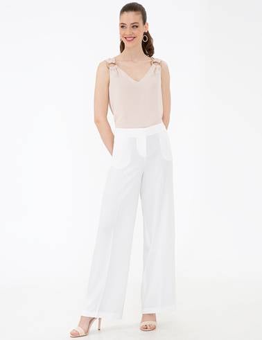 Beyaz Flare Fit Kumaş Pantolon