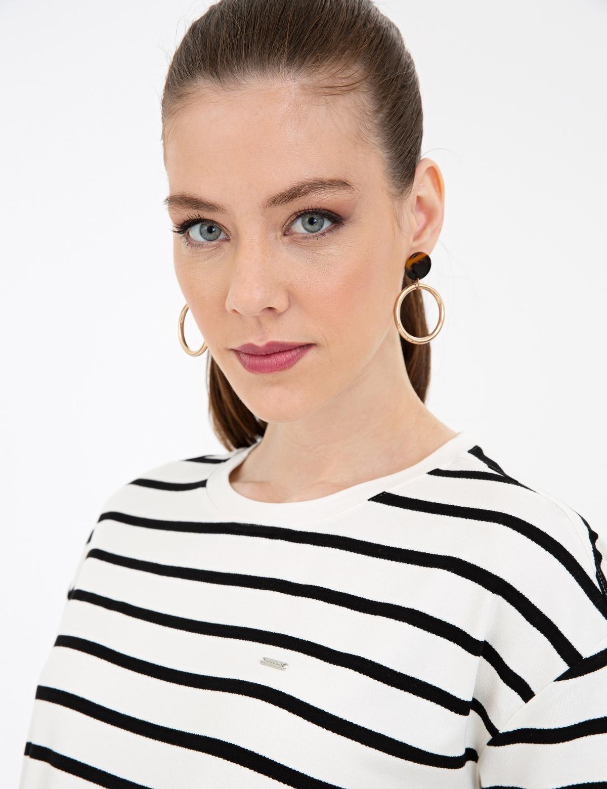 Saks Tişört - 50243095012