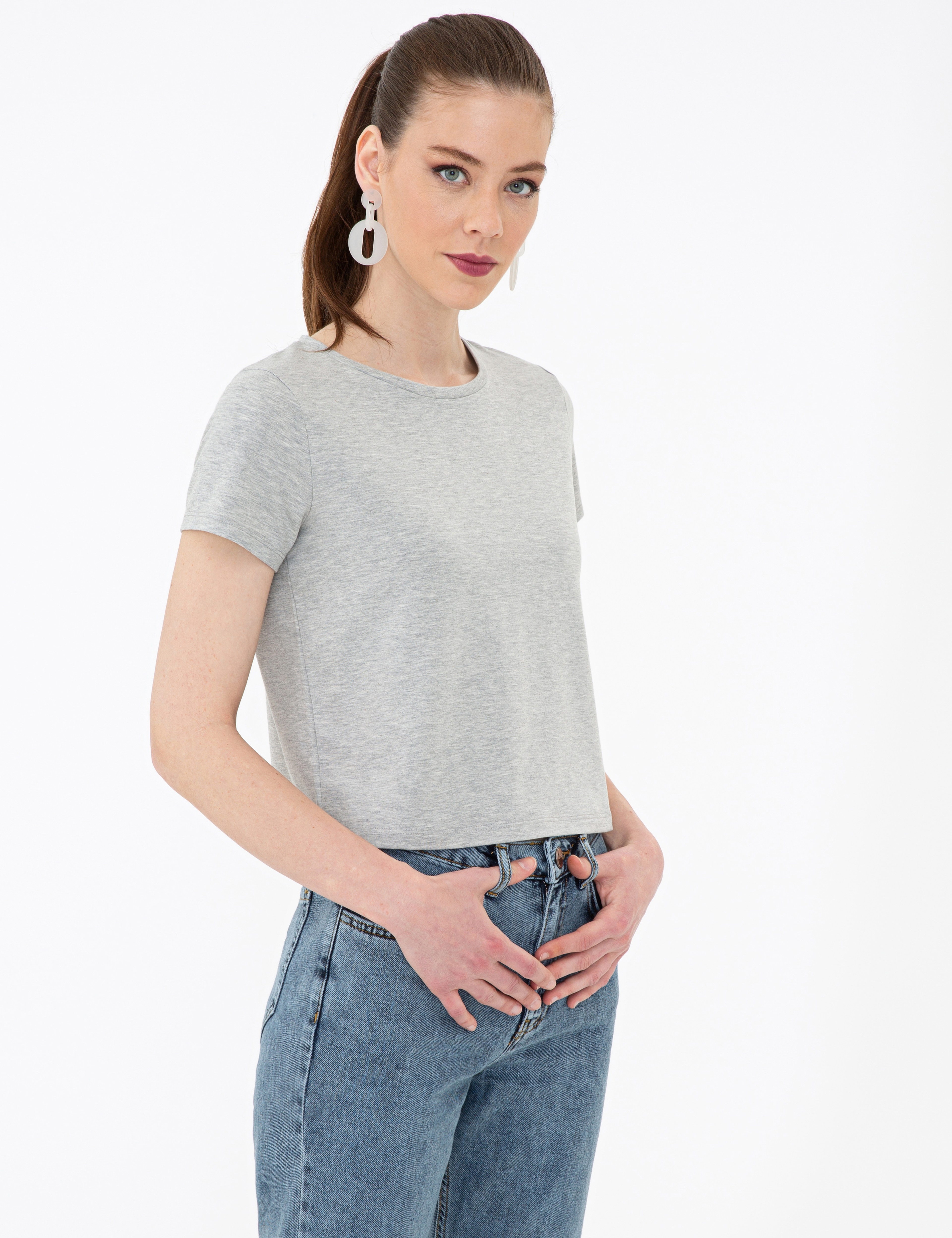 Gri Melanj Crop Top Tişört - Image 3