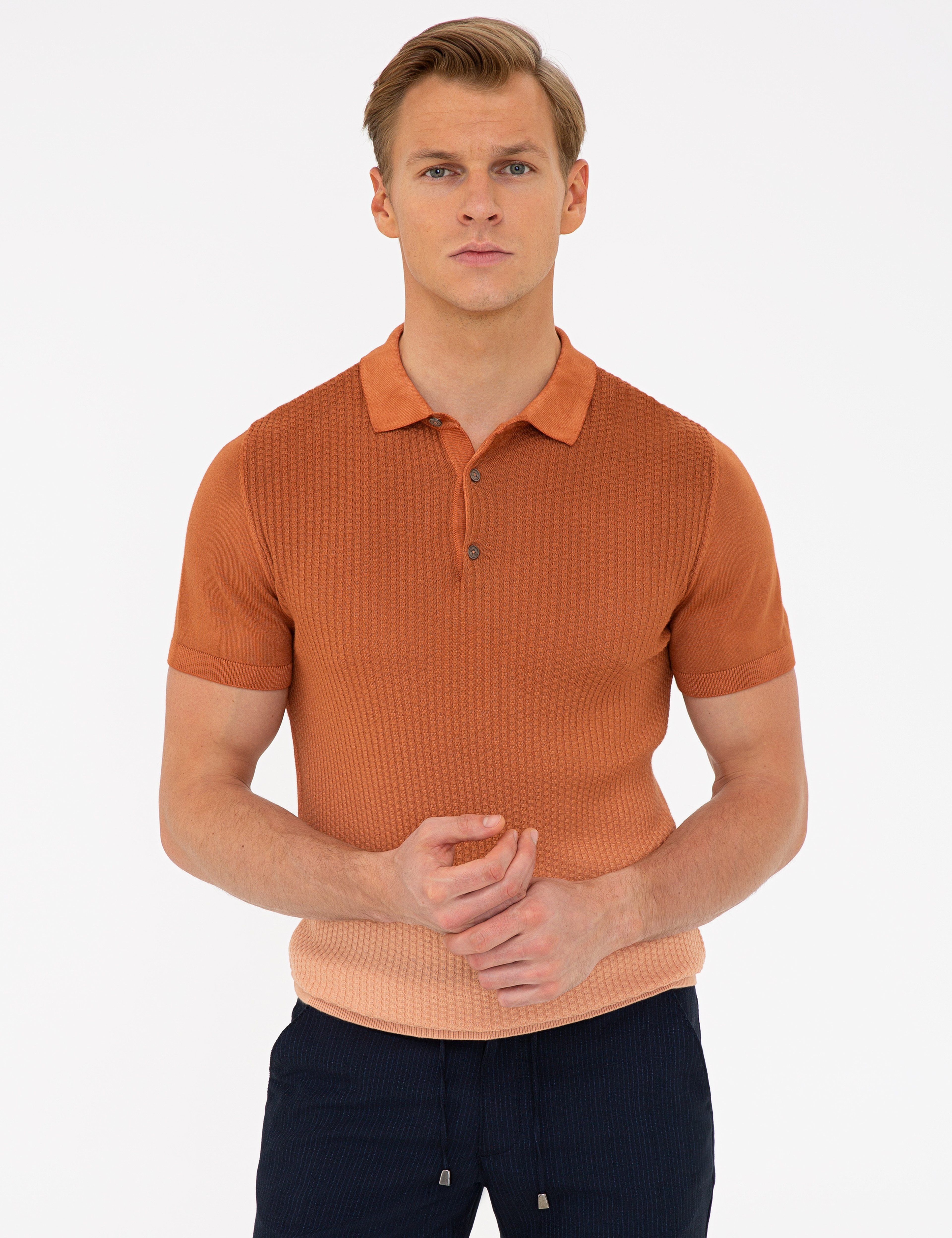 Kahverengi Slim Fit Düğmeli Polo Yaka Triko Tişört - Image 1