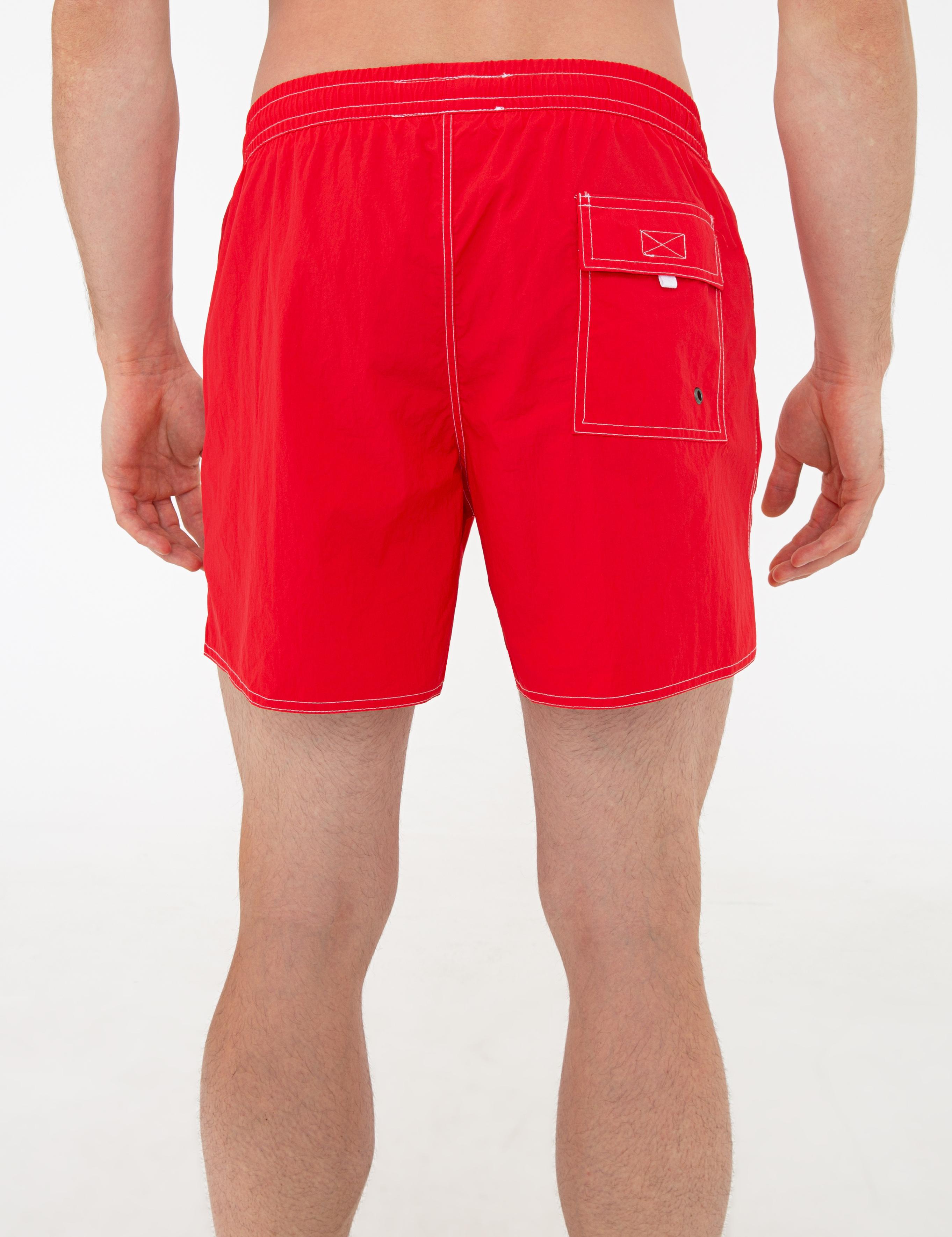 Kırmızı Deniz Şortu