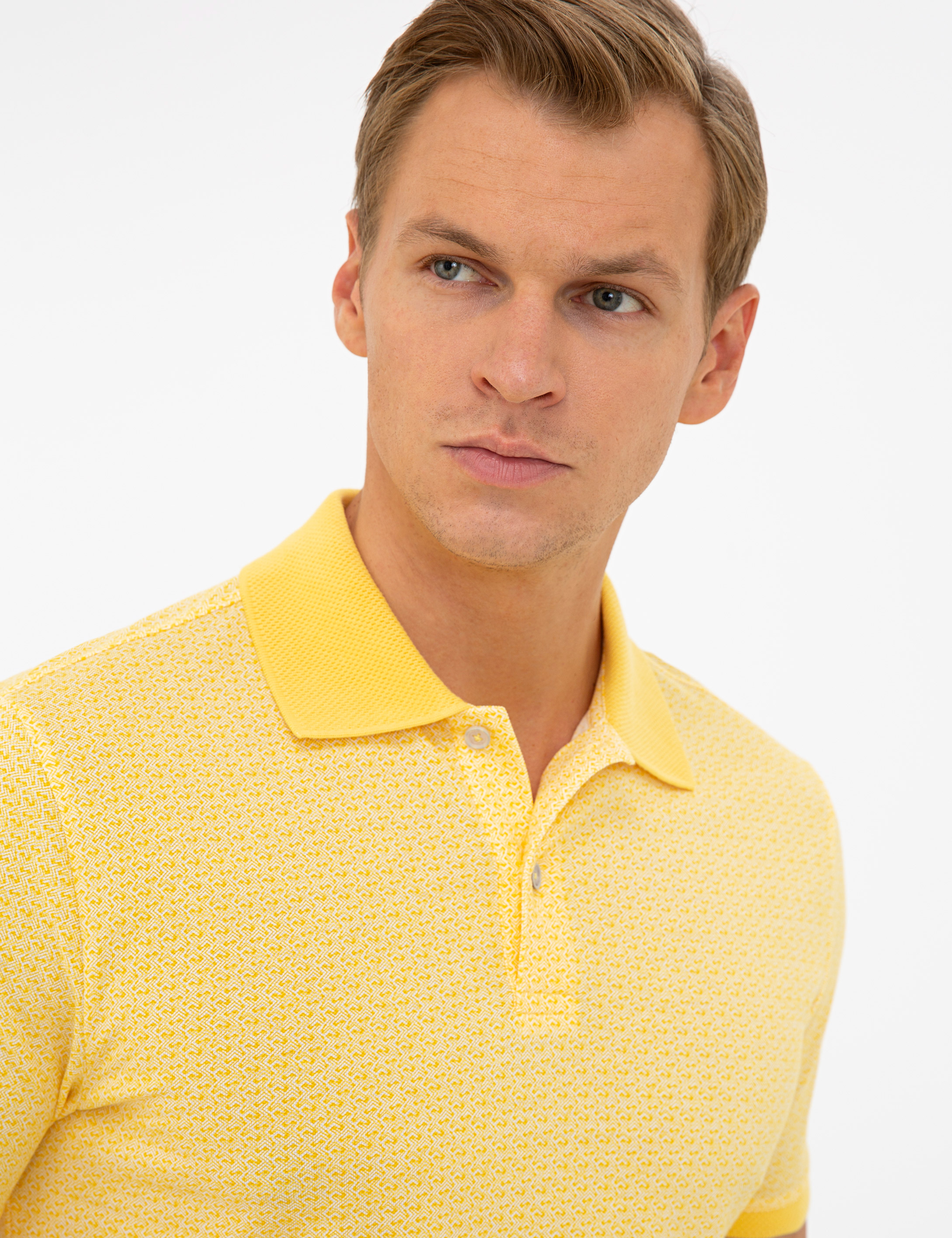 Sarı Slim Fit Polo Yaka Tişört - Image 2