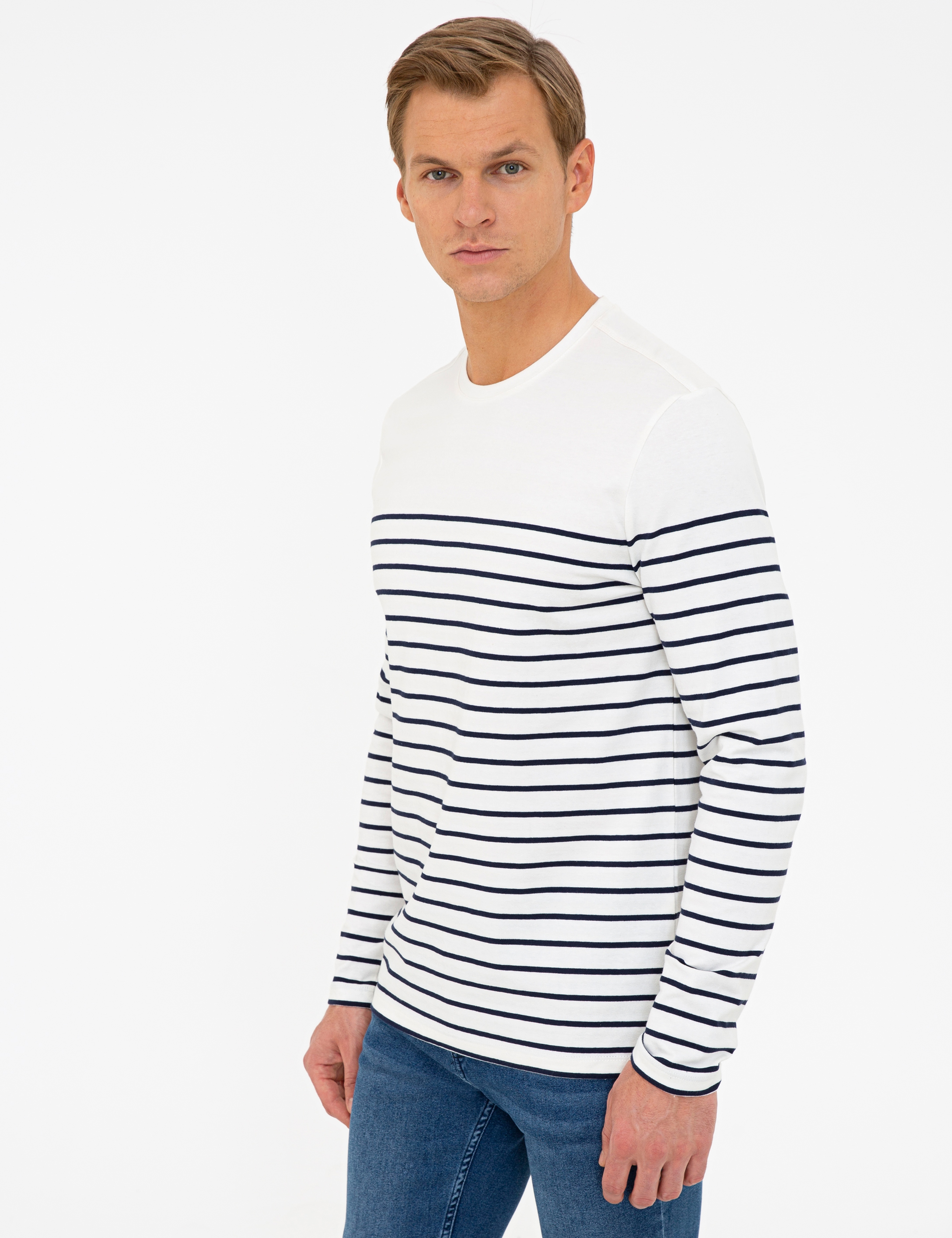 Beyaz Slim Fit Sweatshirt - Image 3