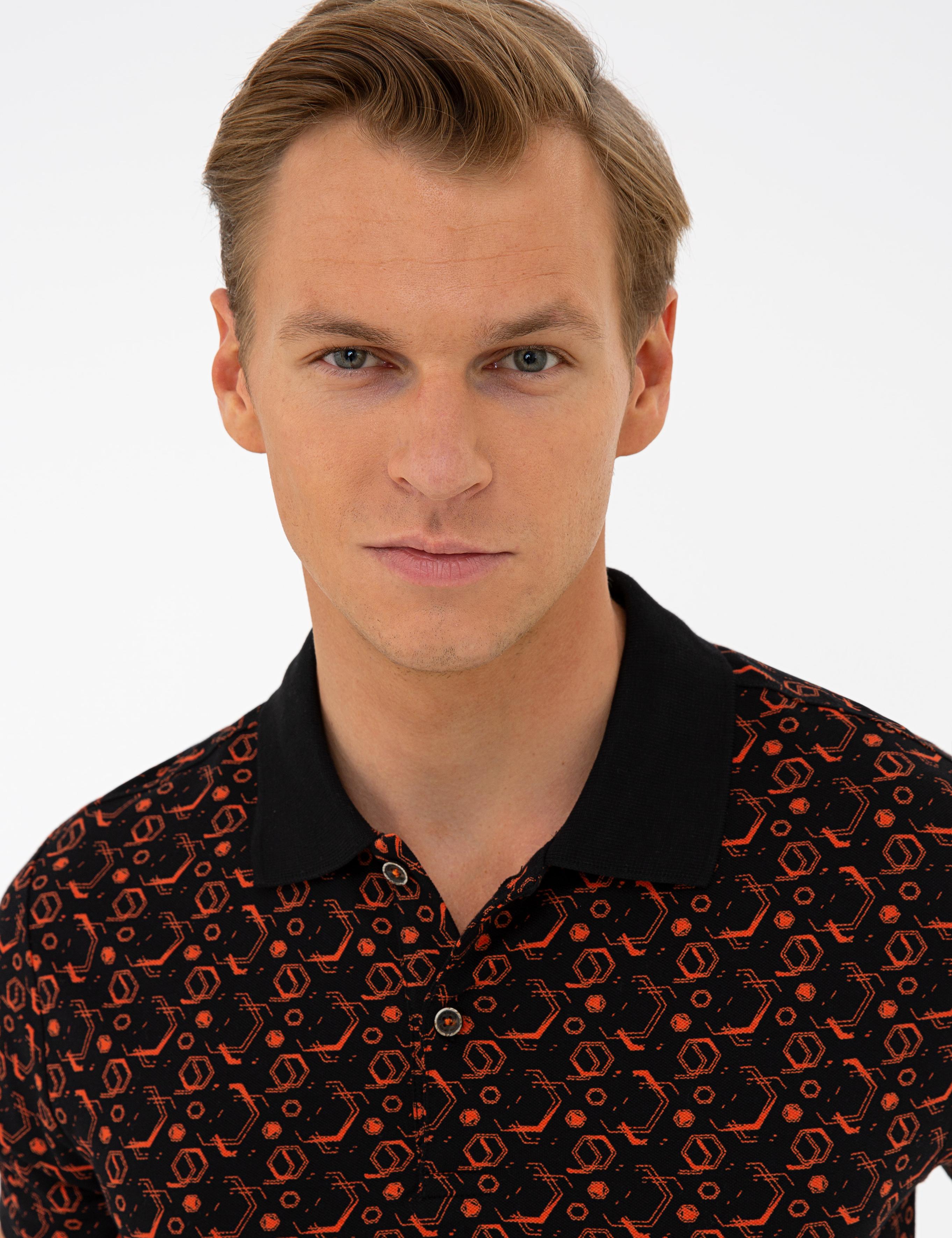 Siyah Slim Fit Tişört