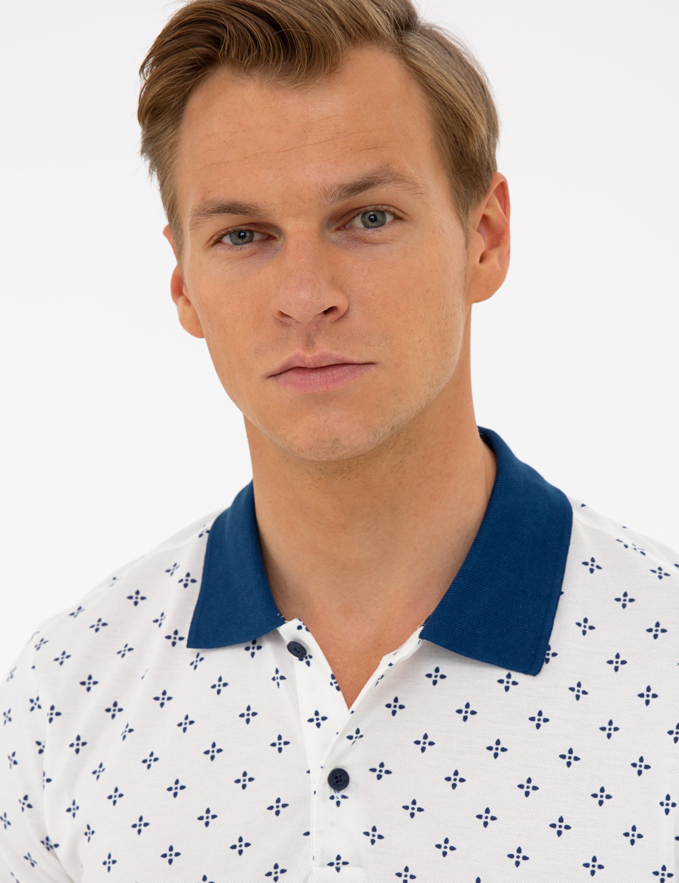 Ecru Slim Fit Polo Yaka T-Shirt