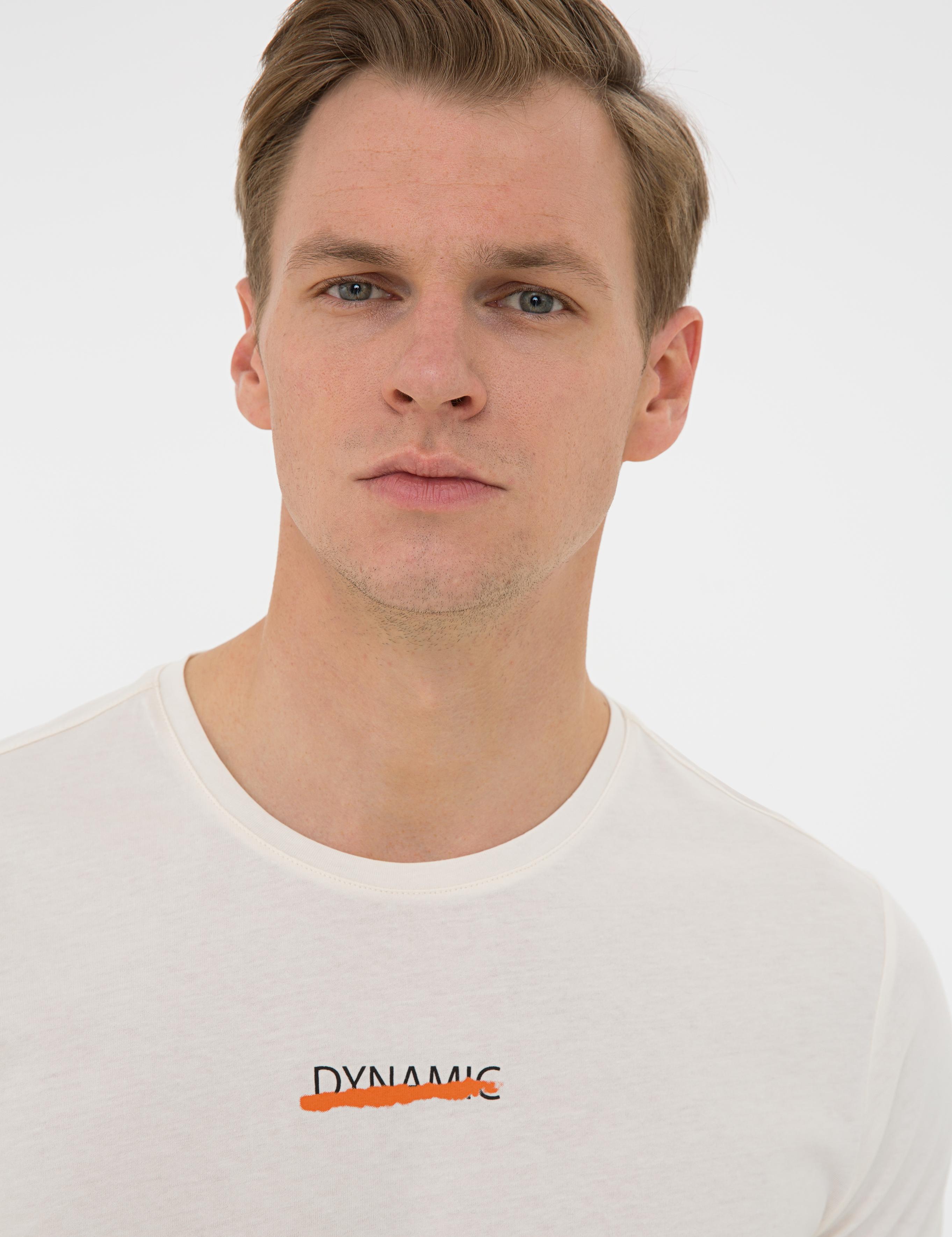 Bej Slim Fit Bisiklet Yaka Tişört