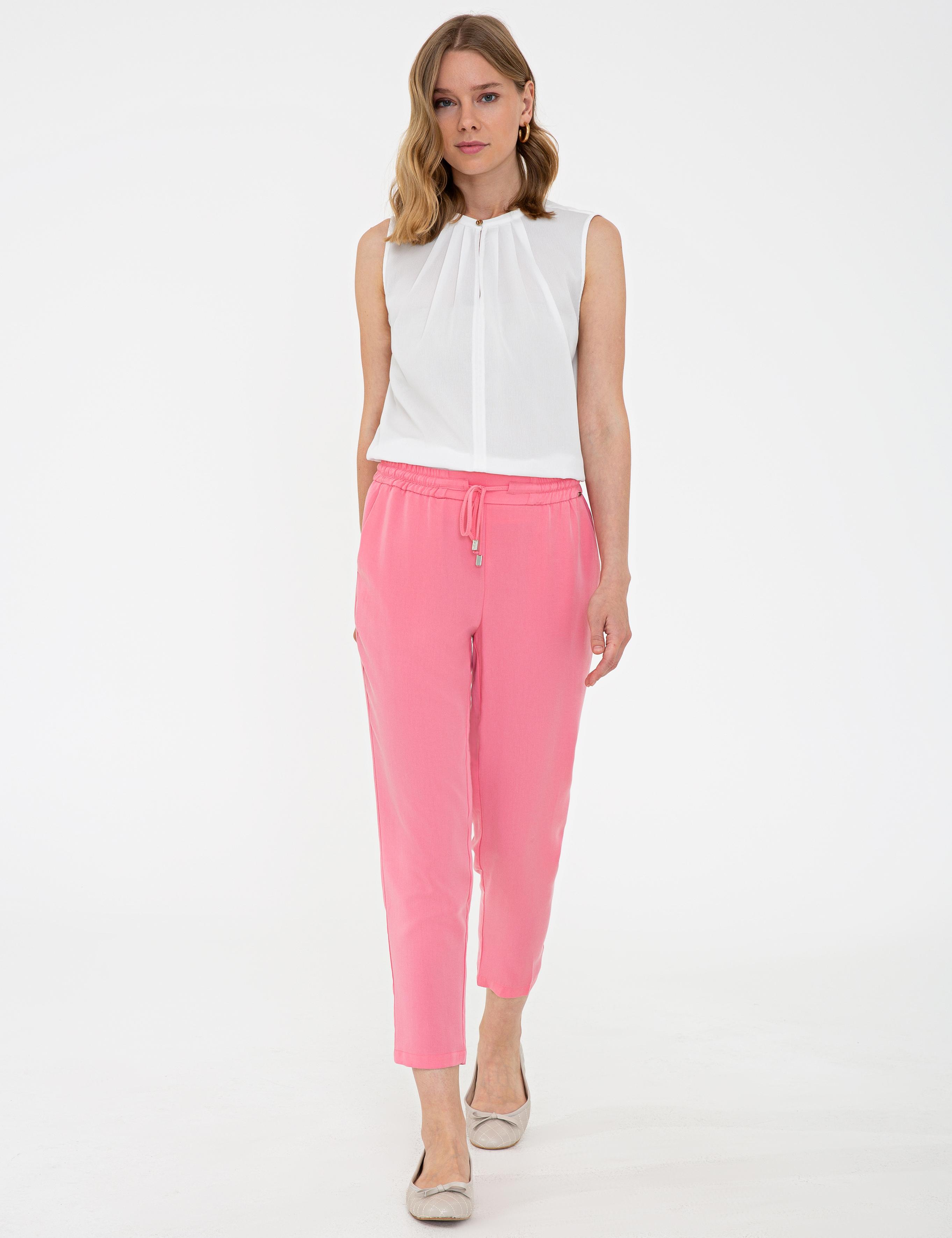 Pembe Rahat Kesim Kanvas Pantolon