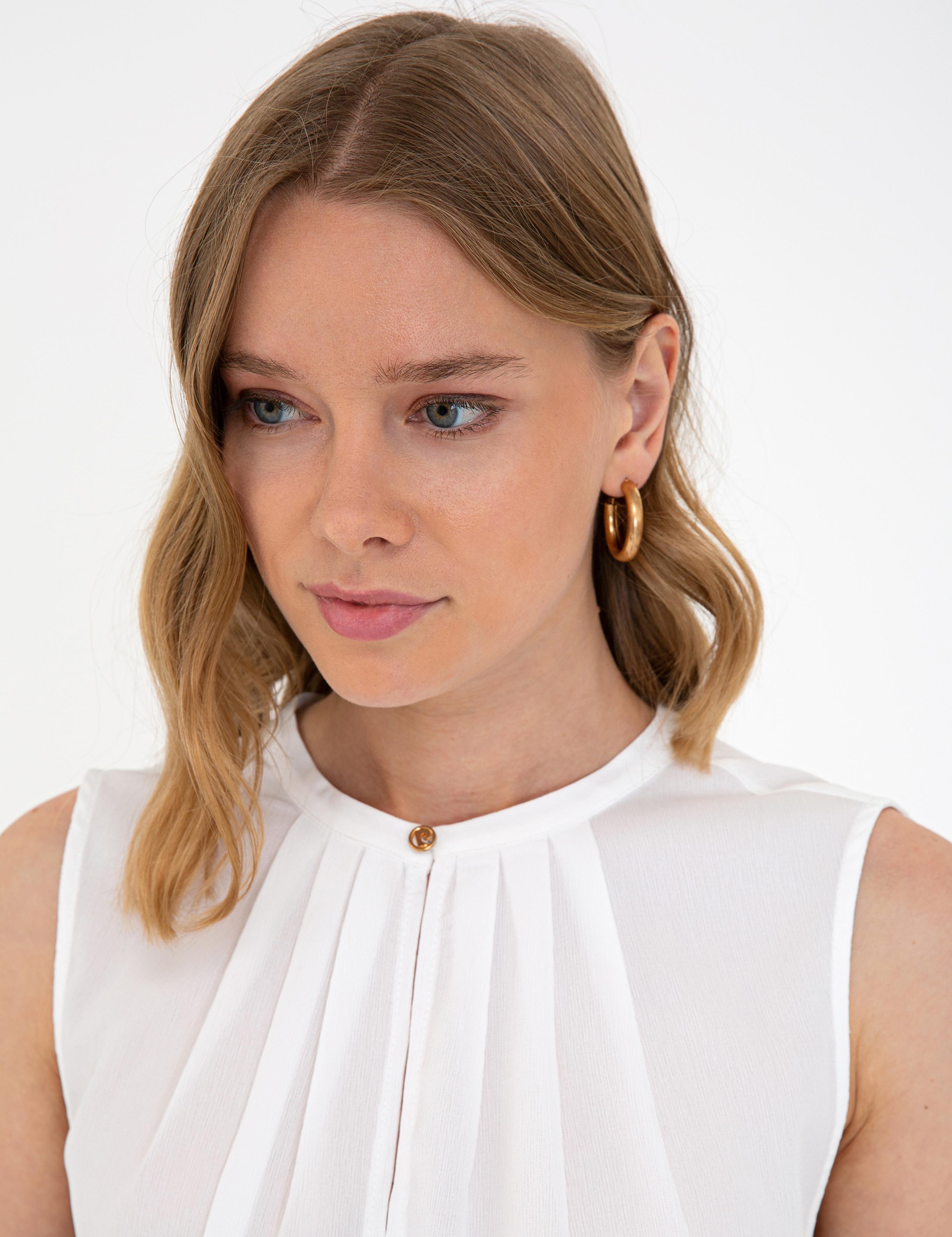 Beyaz Regular Fit Bluz