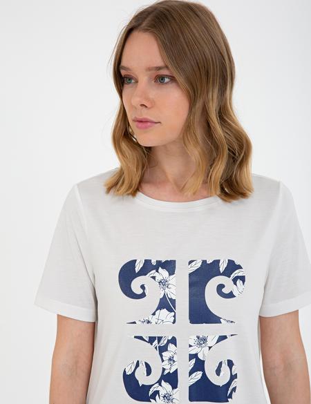 Beyaz Regular Fit Tişört - 50243710001