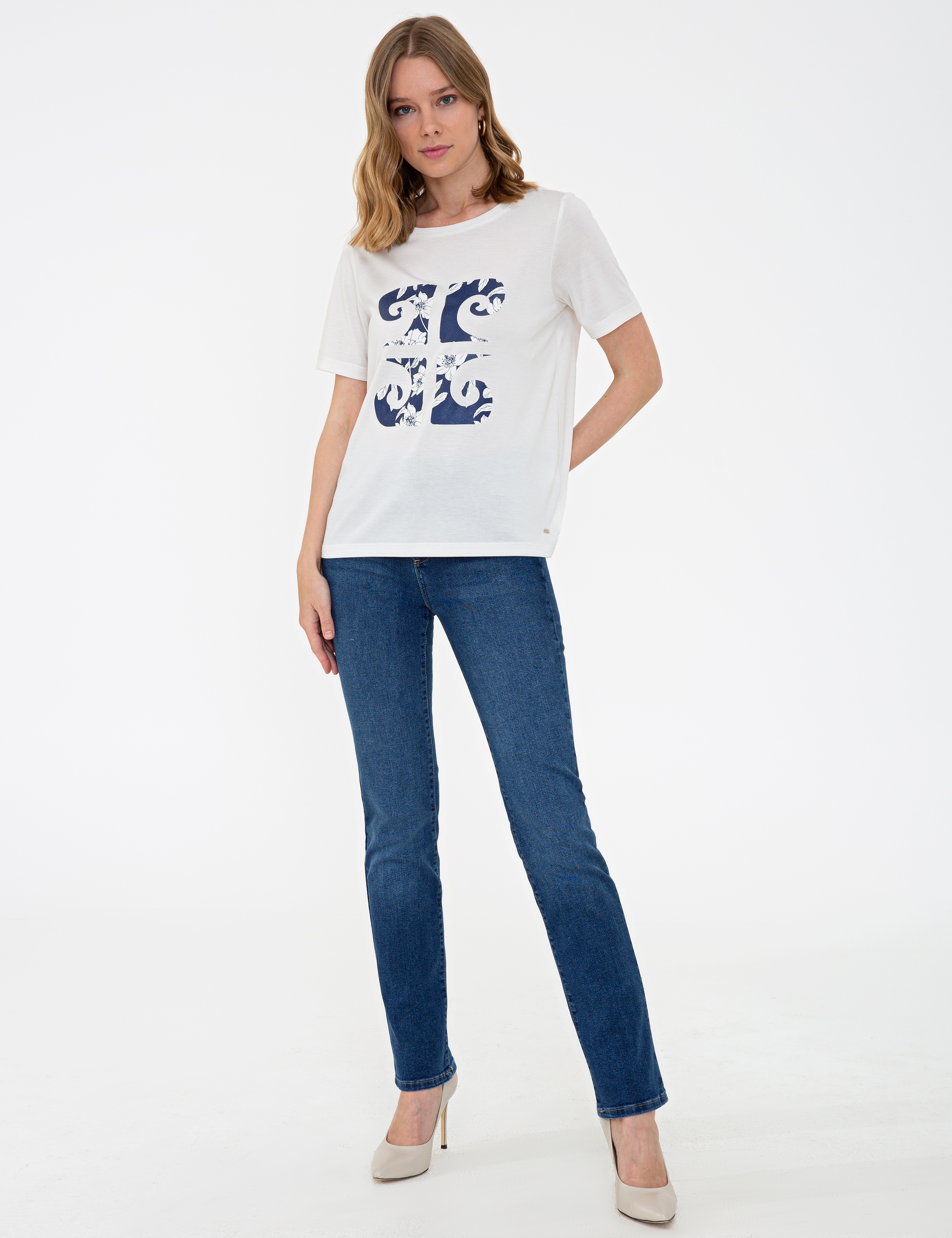 Beyaz Regular Fit Tişört - Image 5