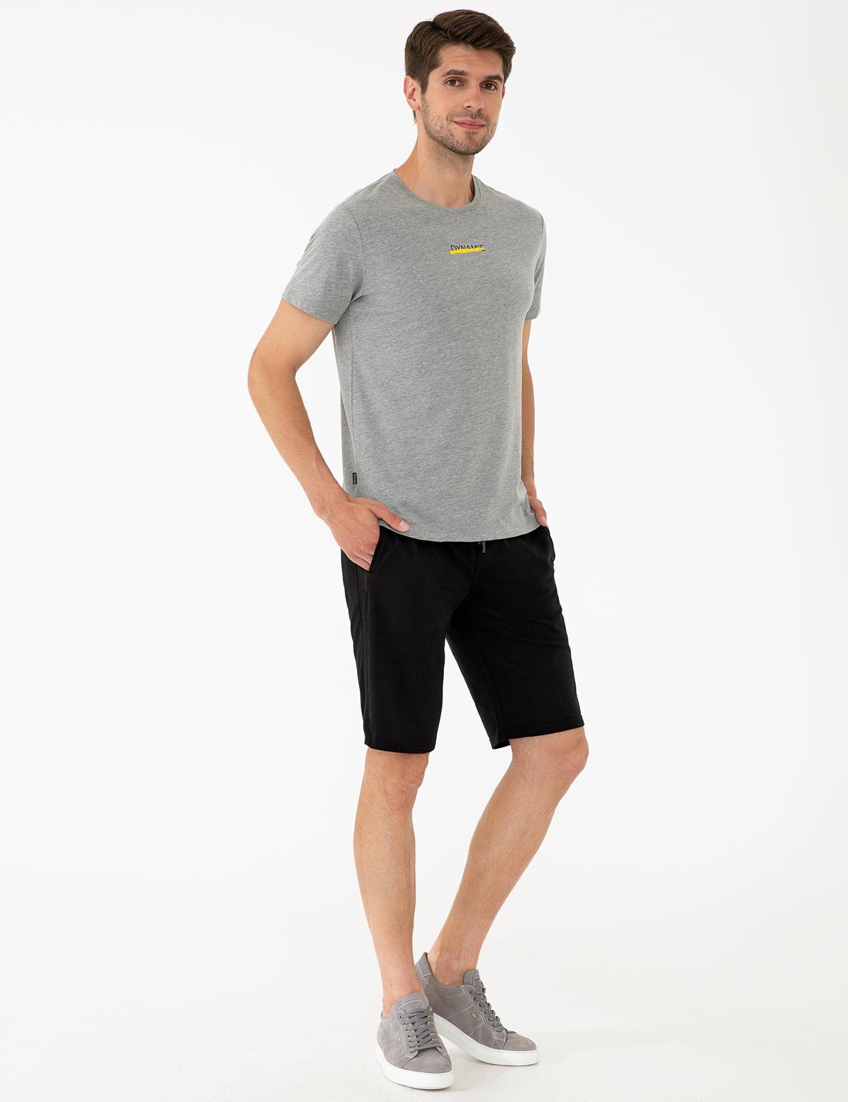 Siyah Standart Fit Örme Şort - 50233260014