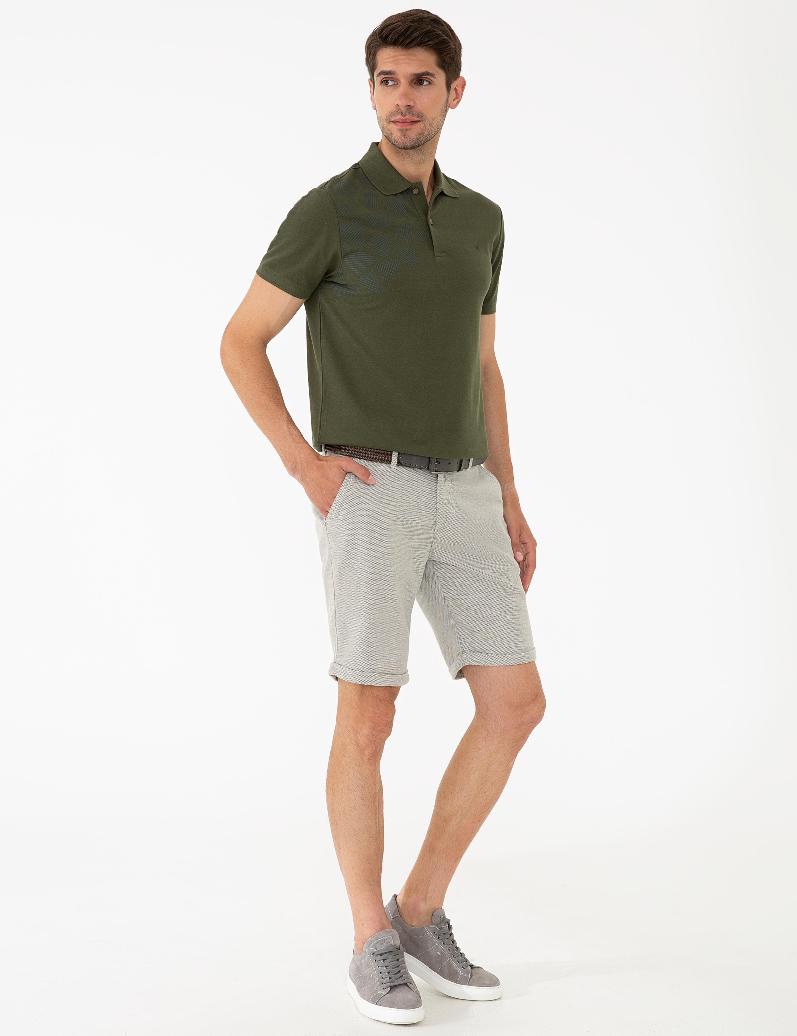 Bej Standart Fit Bermuda Şort