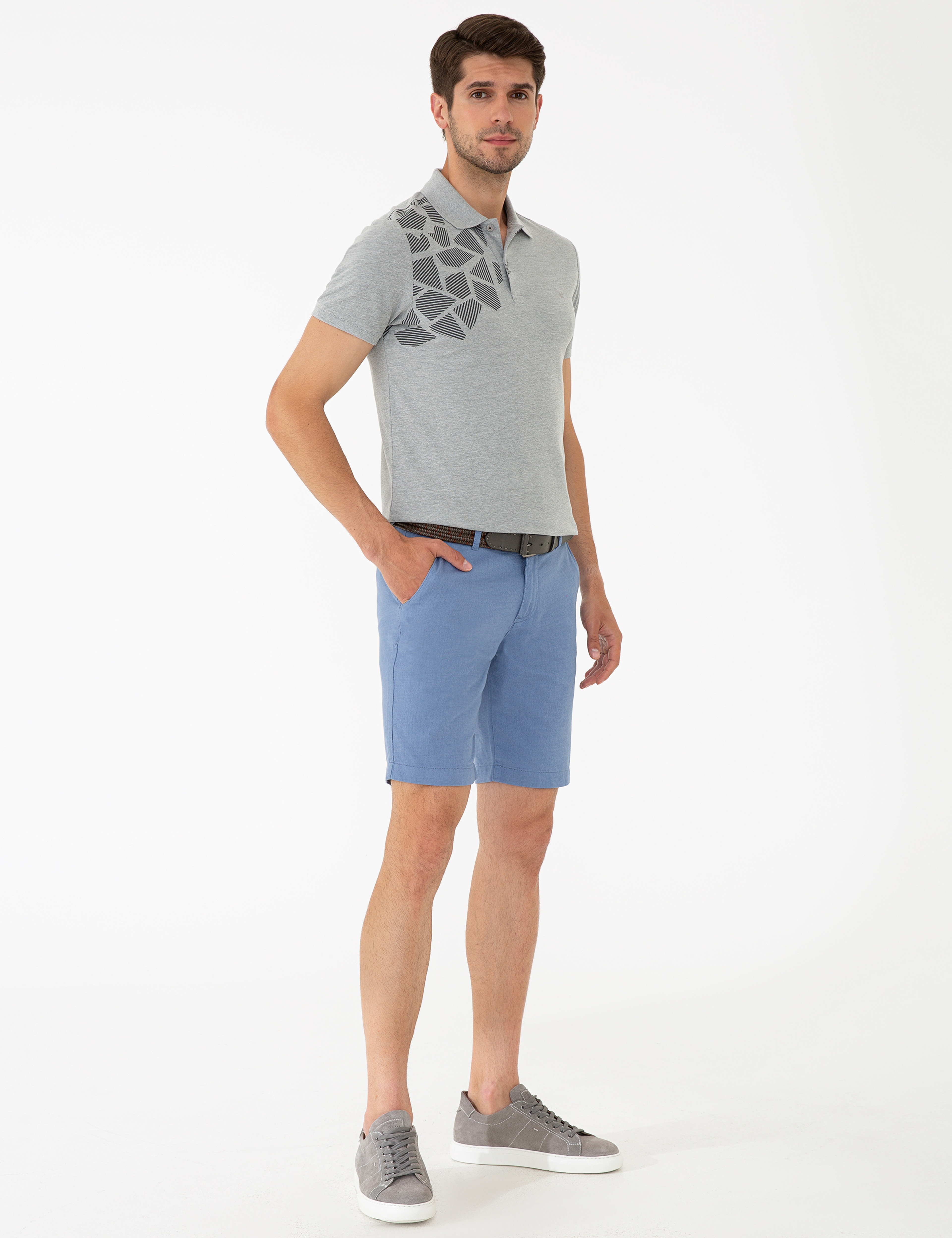 Mavi Standart Fit Bermuda Şort - Image 3