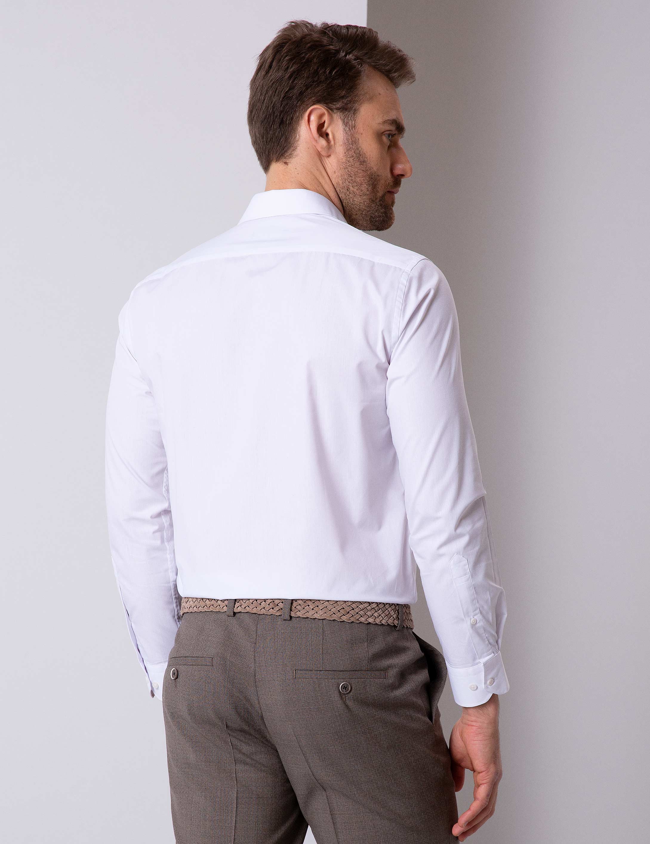 Beyaz Slim Fit Uzun Kollu Basic Gömlek