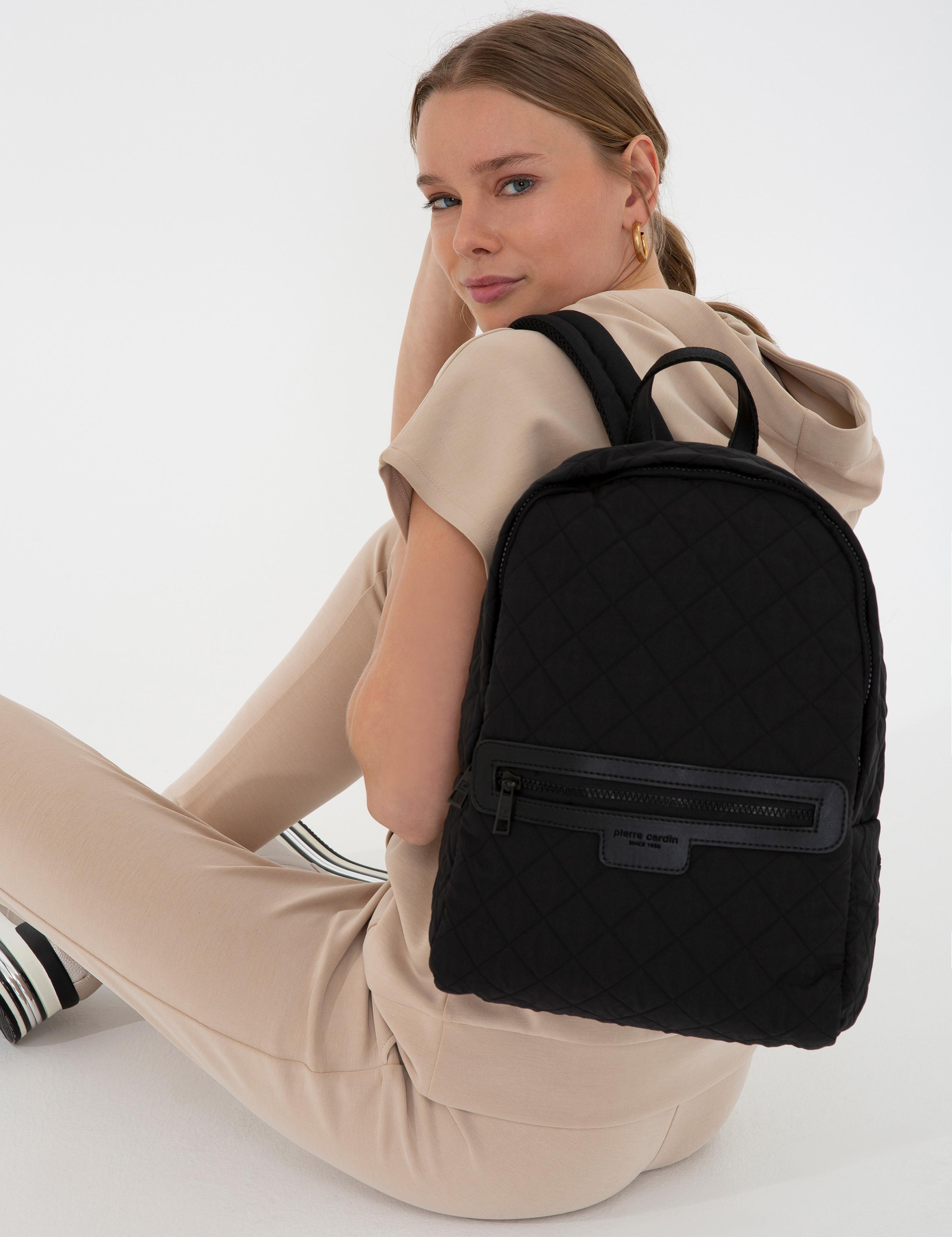 Siyah Sırt Çantası