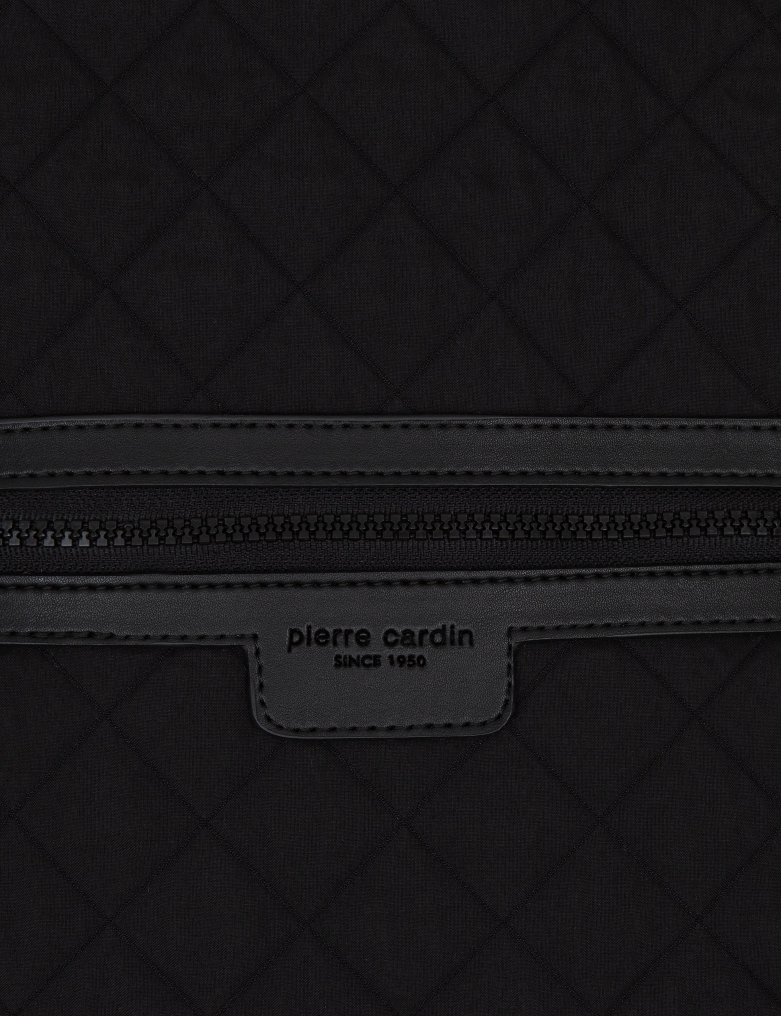 Siyah Sırt Çantası