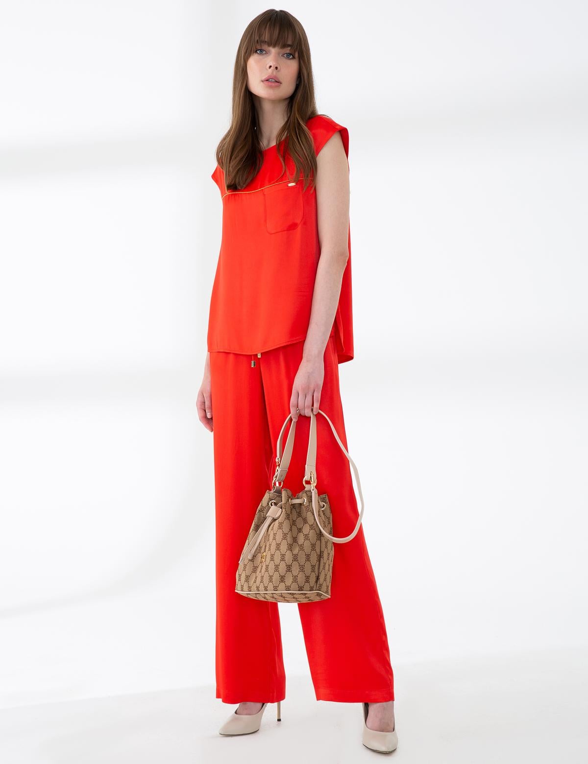 Kahverengi Büzgülü Çanta