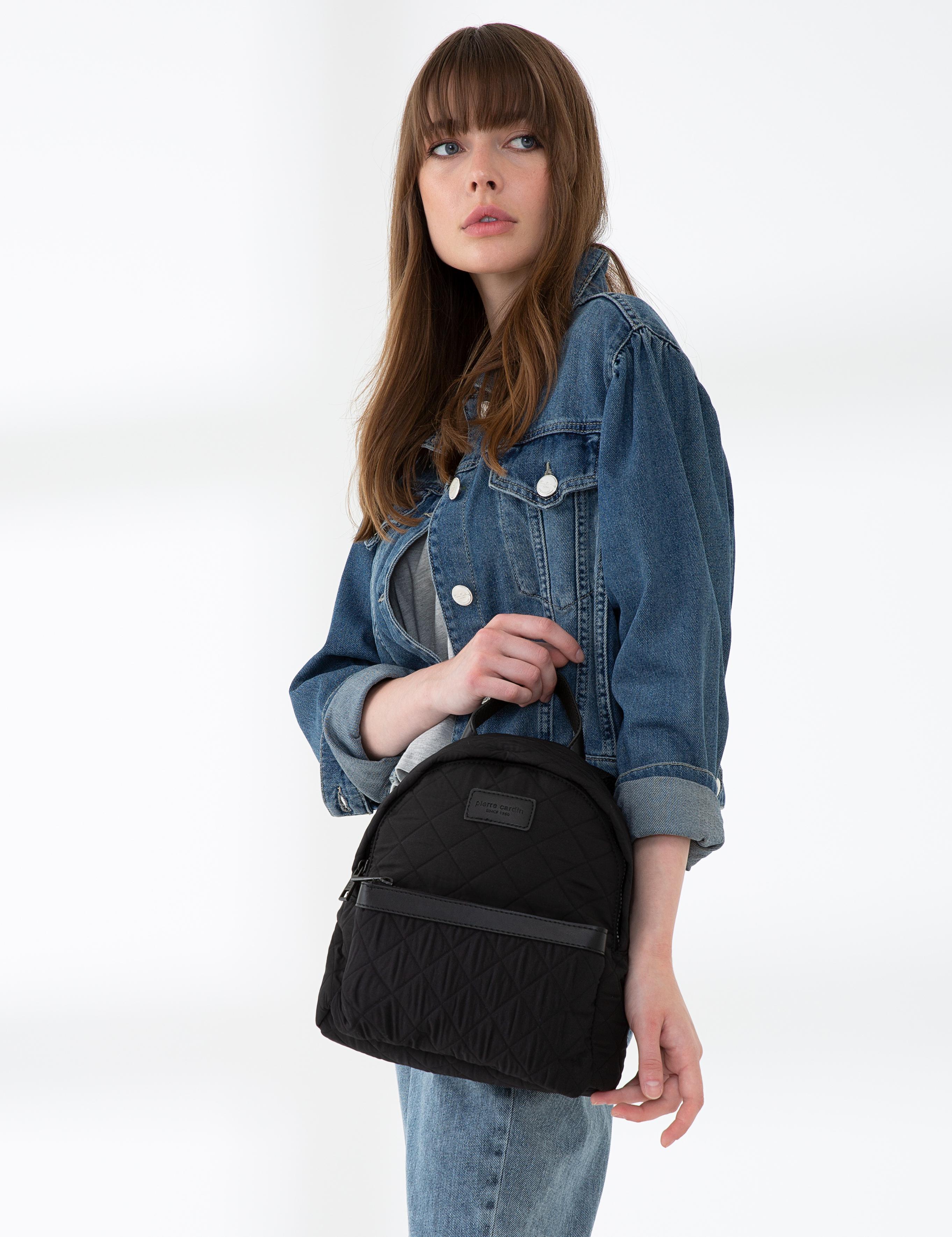 Siyah Sırt Çantası