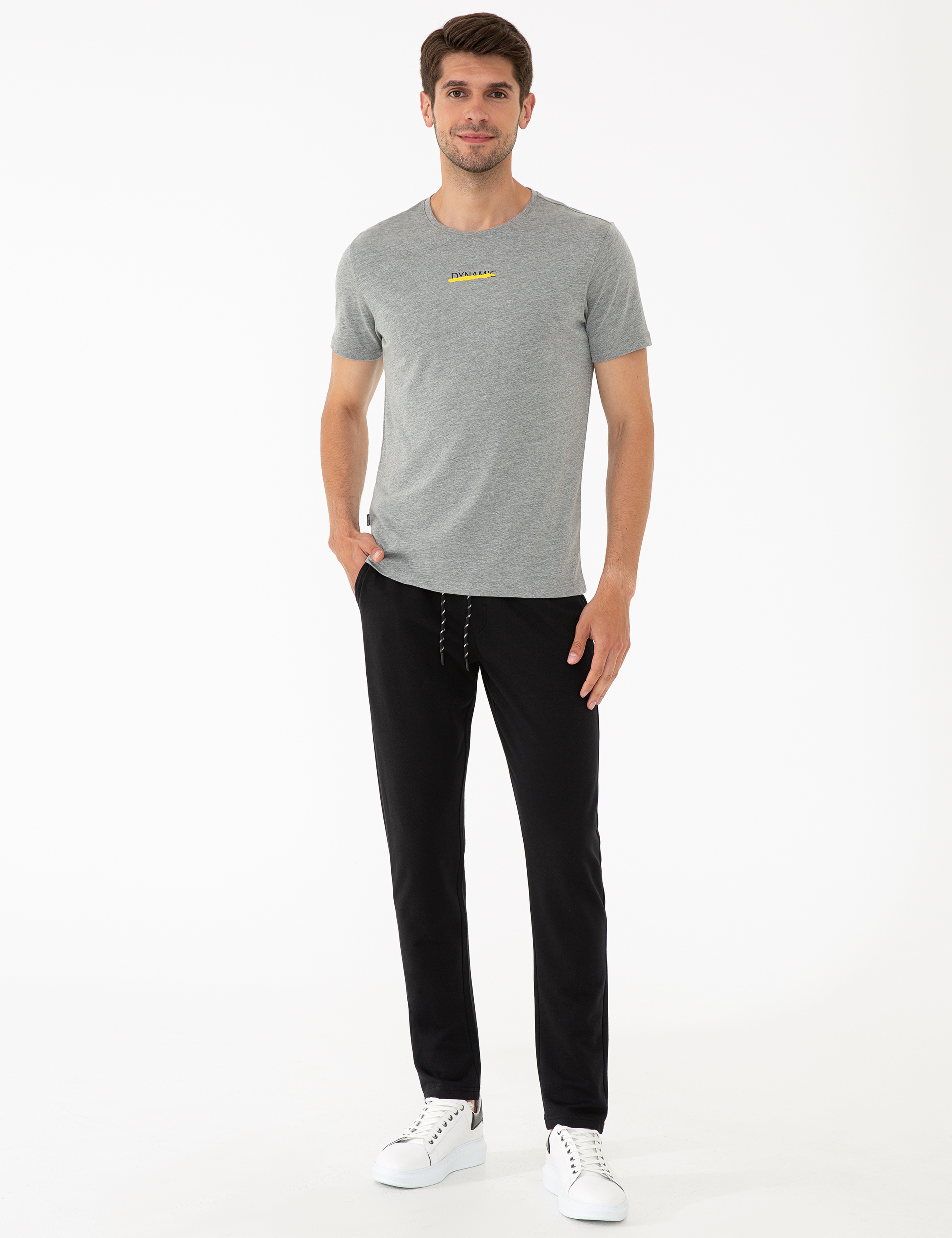 Siyah Slim Fit Eşofman Altı - Image 1