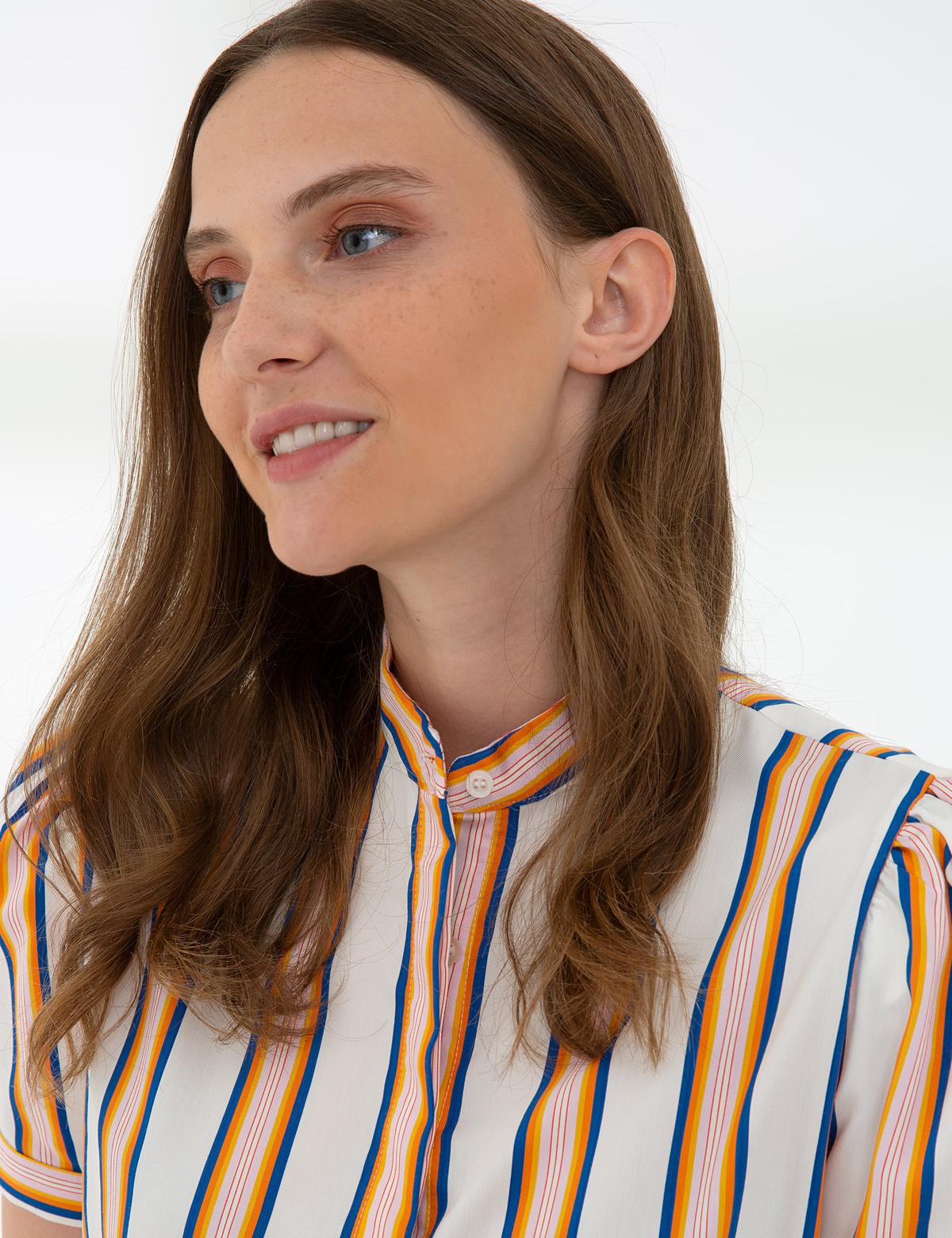 Beyaz Kısa Kollu Gömlek - 50243754002