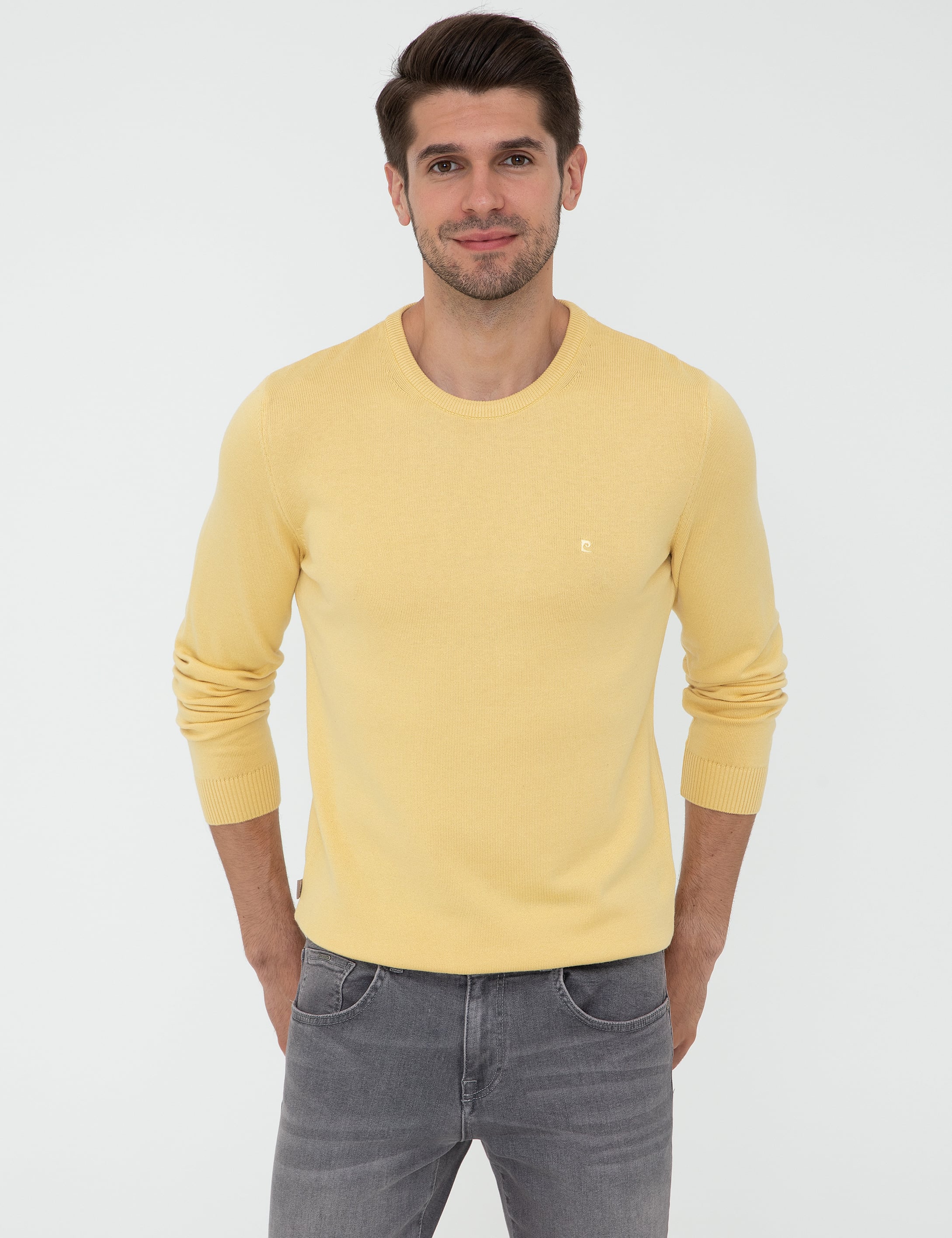 Açık Sarı Slim Fit Bisiklet Yaka Basic Triko Kazak - Image 1
