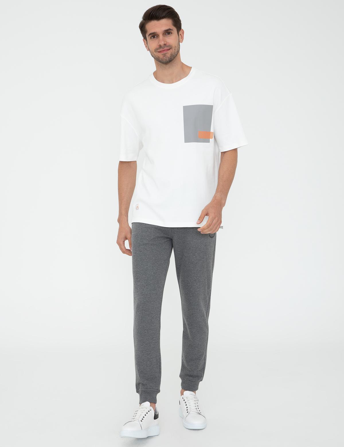 Ekru Oversize Bisiklet Yaka Tişört - 50240516007