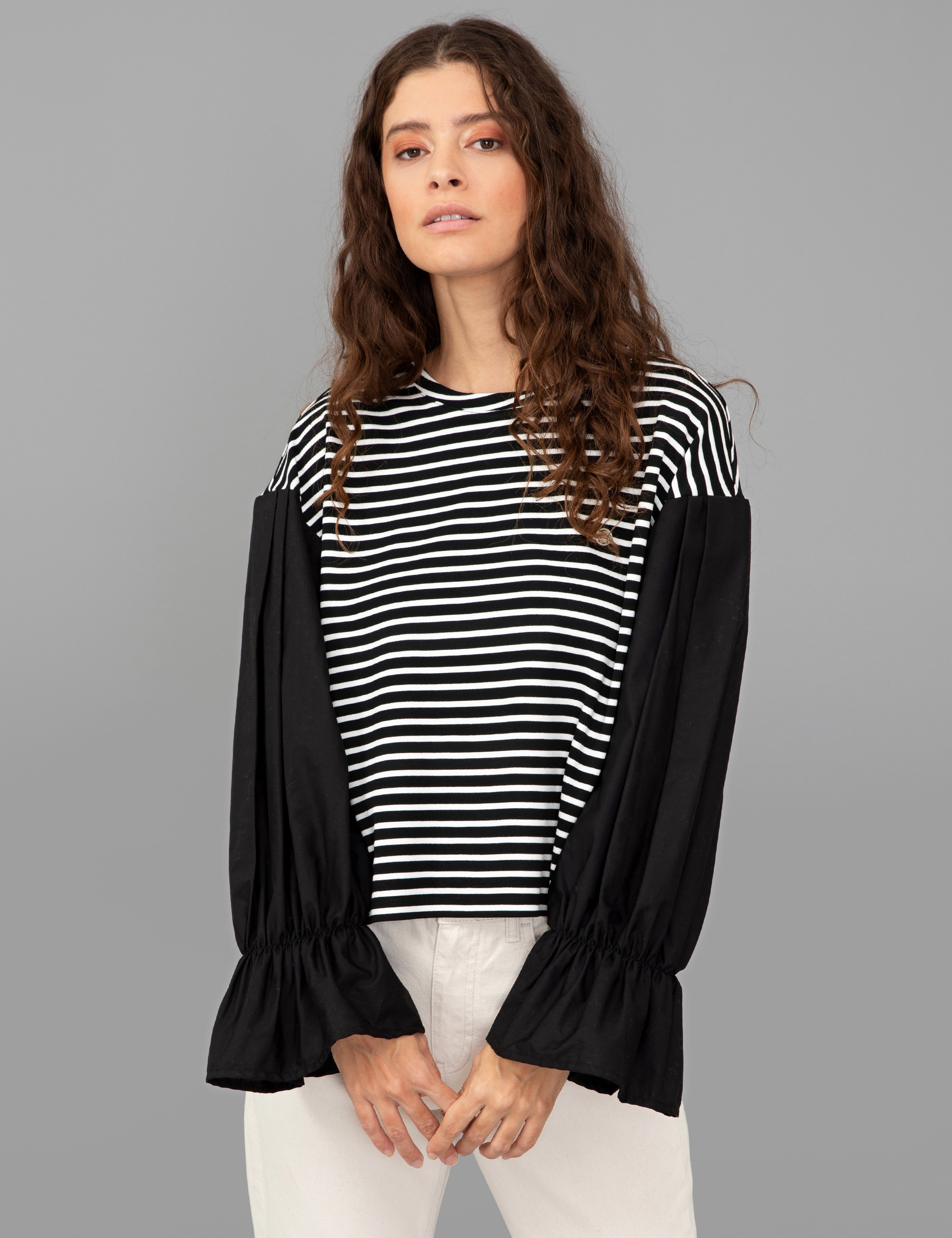 Siyah Comfort Fit Sweatshirt